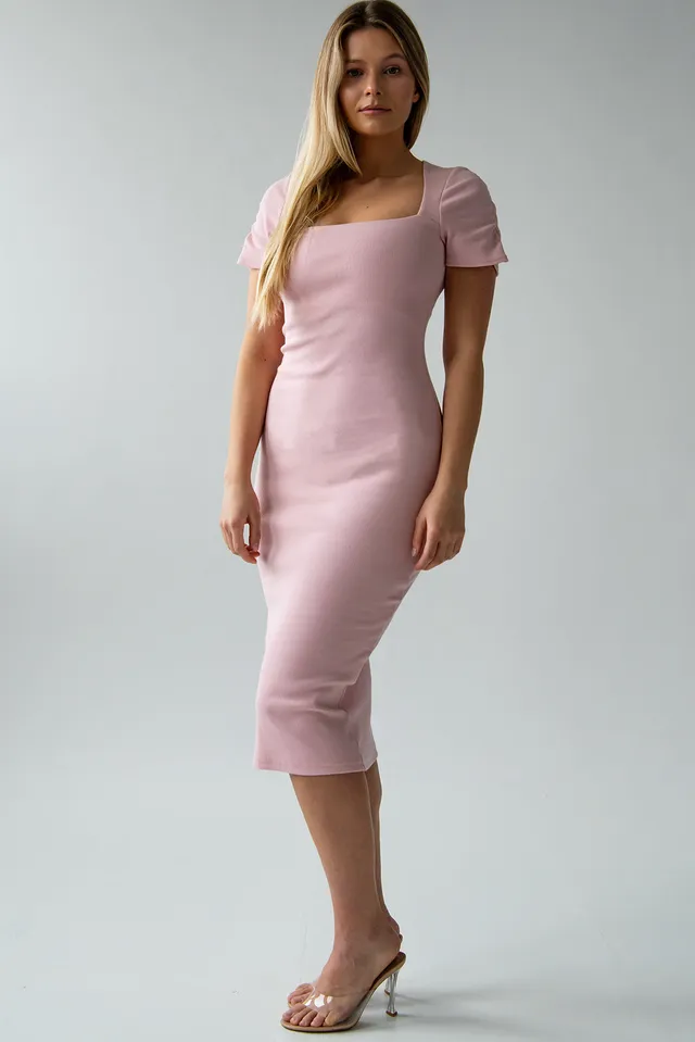 Nudyess Tulip sukienka midi Pink z krótkim rękawem