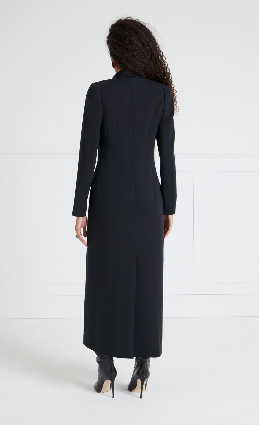 Temperley London Enzo płaszcz Black długi szalowy kołnierz