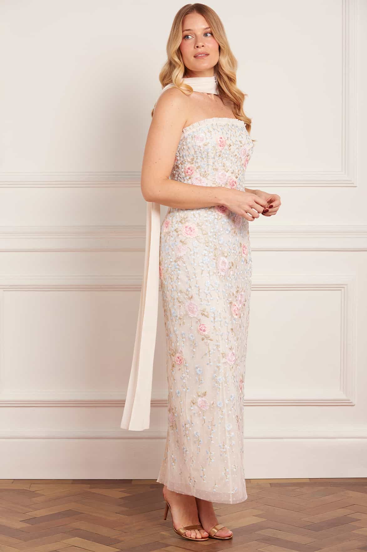 Needle & Thread Cressida Strapless suknia kremowa haftowana z gorsetem