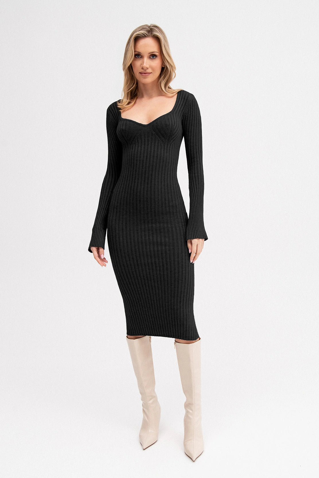 Nudyess Naira sukienka midi Black dekolt serce