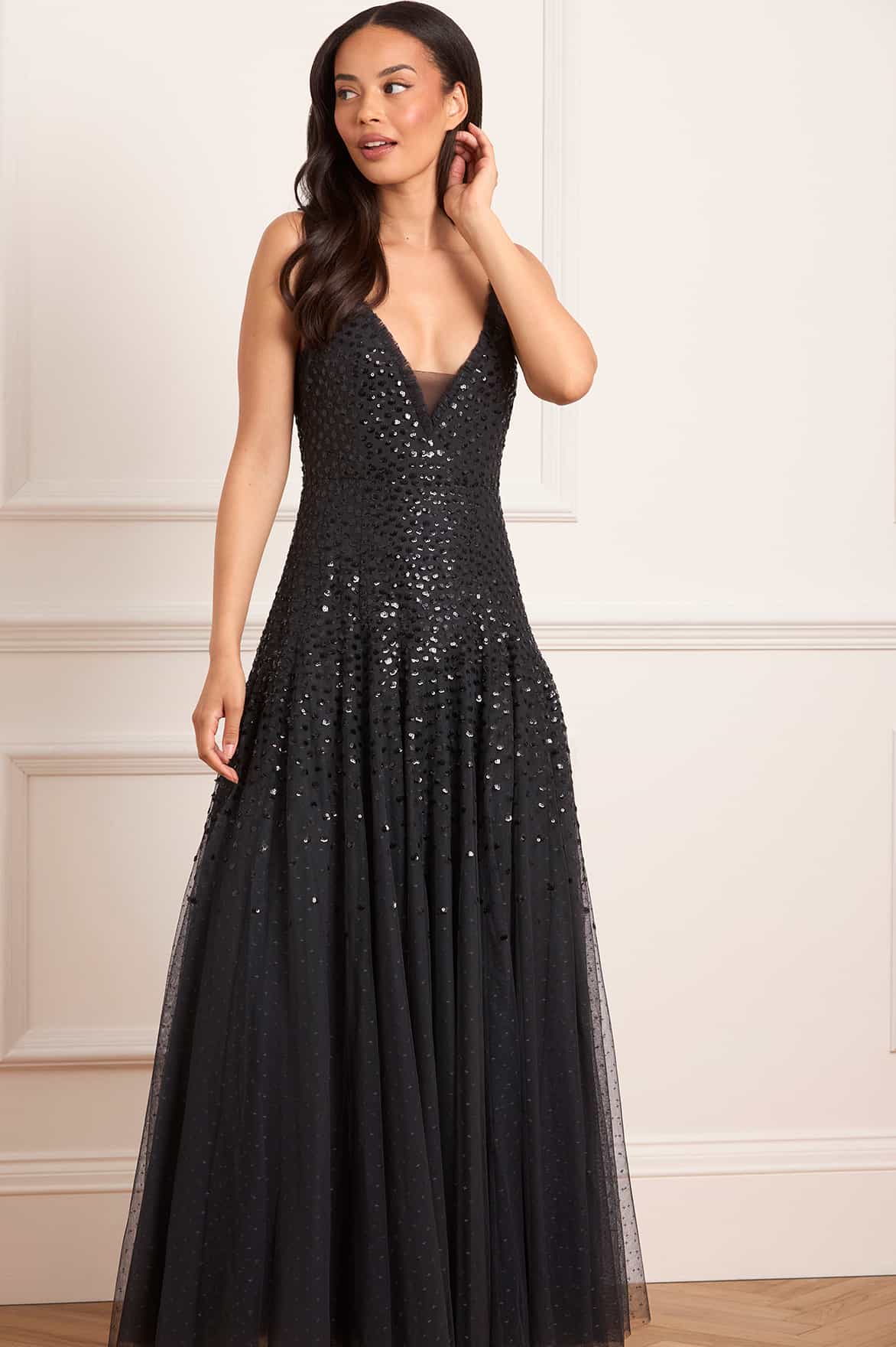 Needle & Thread Sequin Cascade Cami Plunge sukienka wieczorowa czarna cekinowa
