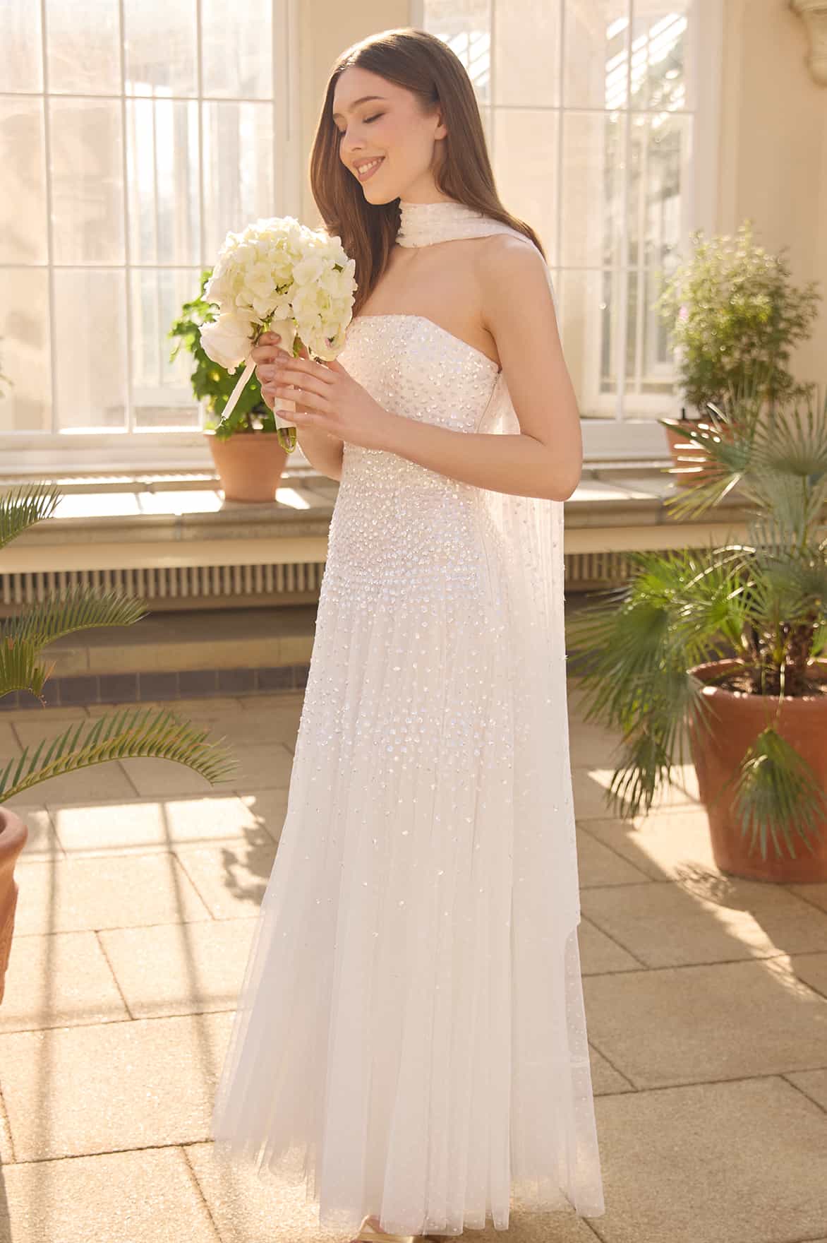 Needle & Thread Sunrise Sequin Strapless Cape Gown suknia biała cekinowa