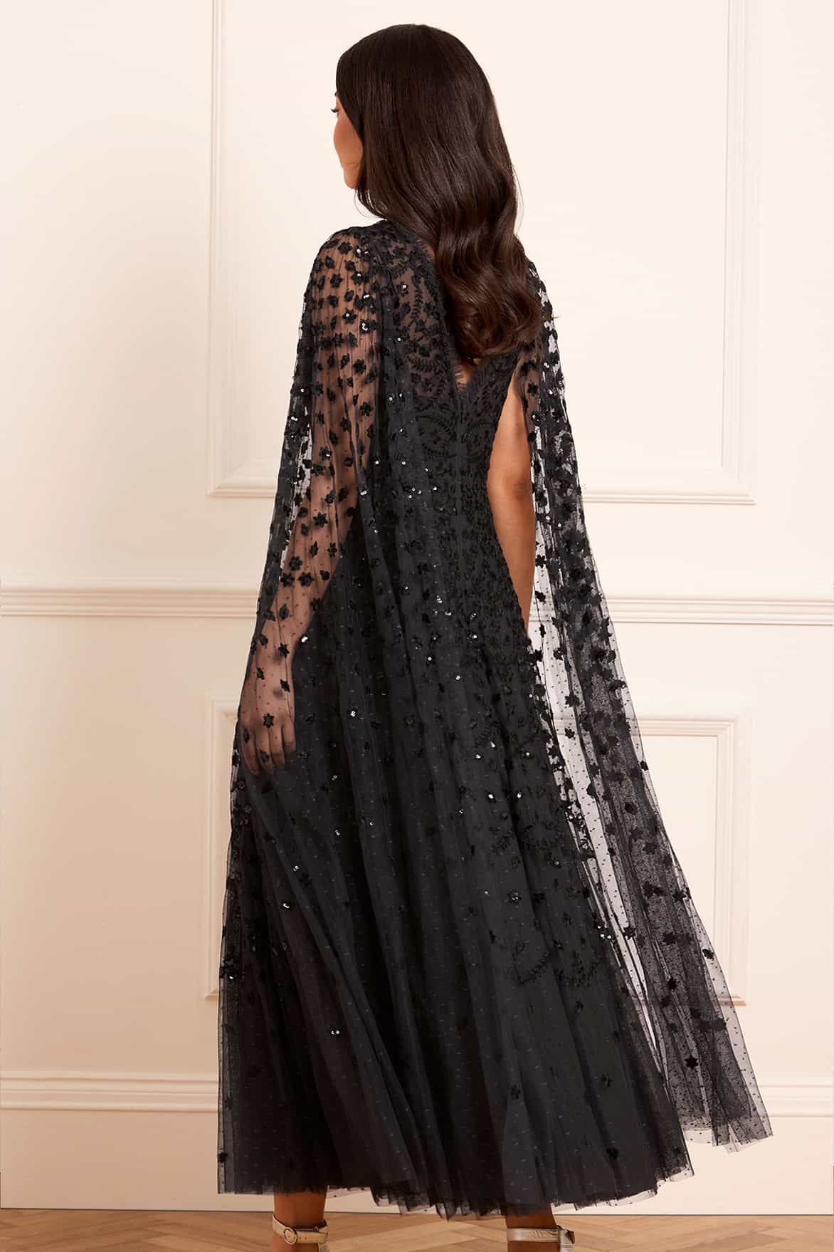 Needle & Thread Clover Cape Ankle Gown suknia czarna haftowana