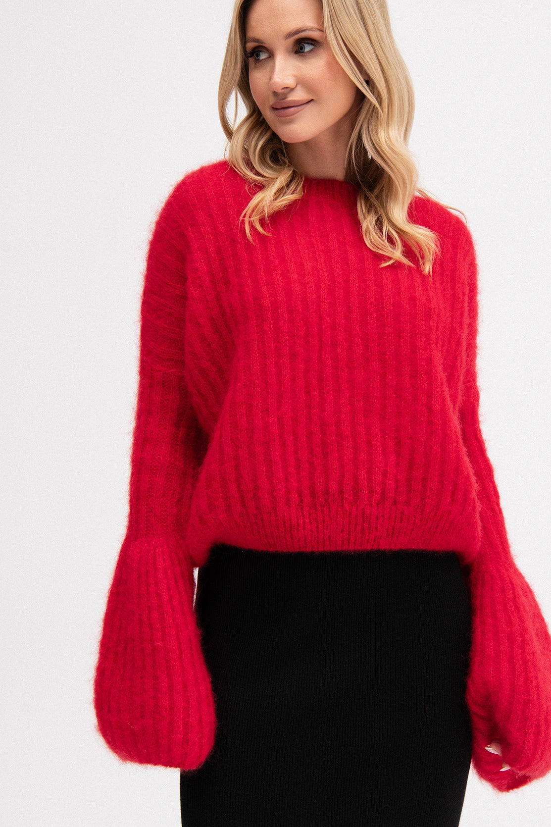 Nudyess River sweter Red moherowy bufki