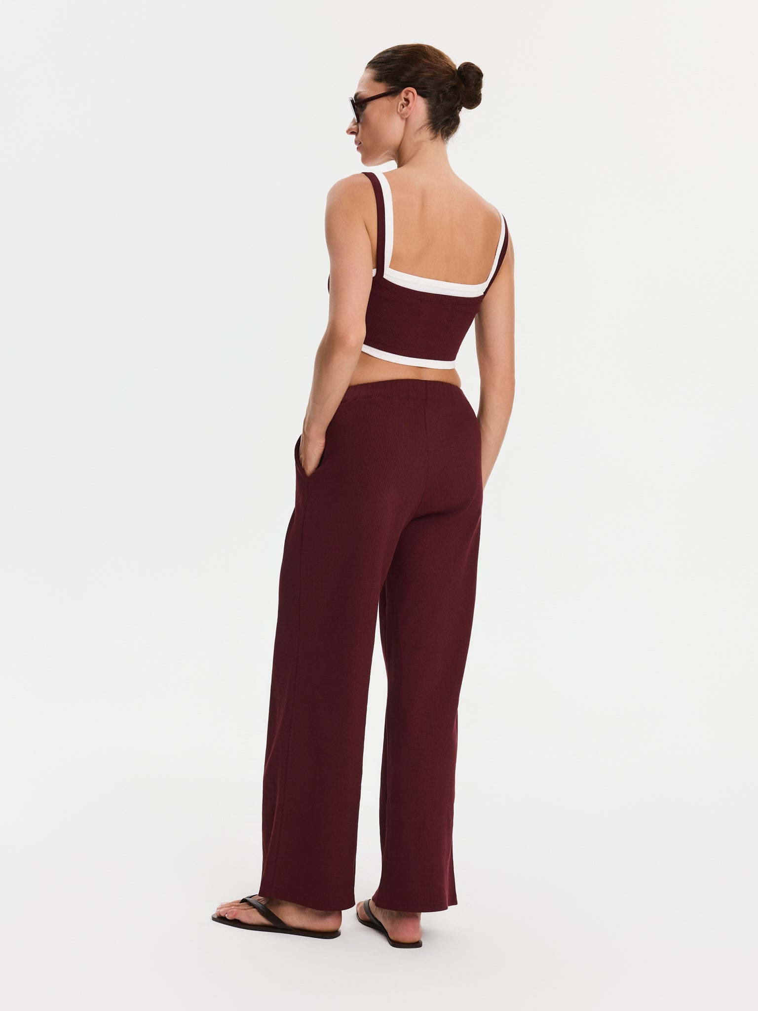 Nudyess Lisa top Burgund crop na ramiączkach