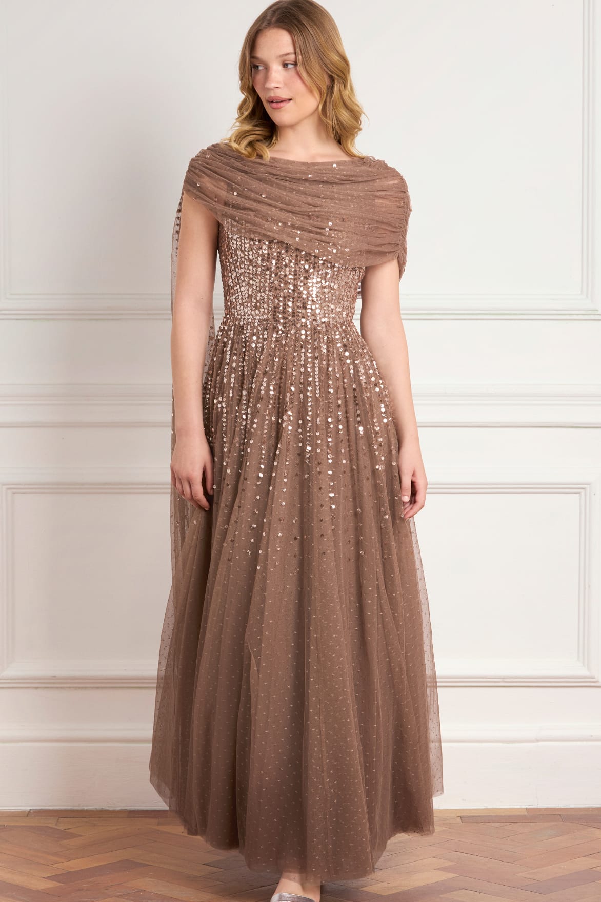 Needle & Thread Moonlight Draped suknia brązowa maxi