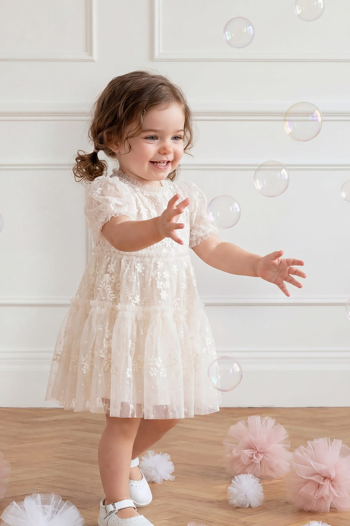 Needle & Thread Clover Baby Dress sukienka niemowlęca biała tiulowa