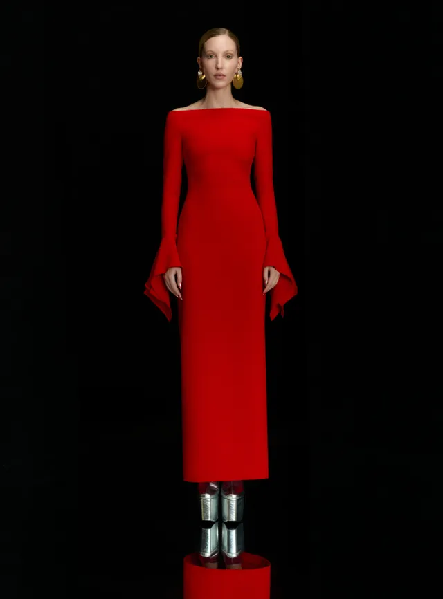 Solace London Amalie sukienka maxi czerwona odkryte ramiona