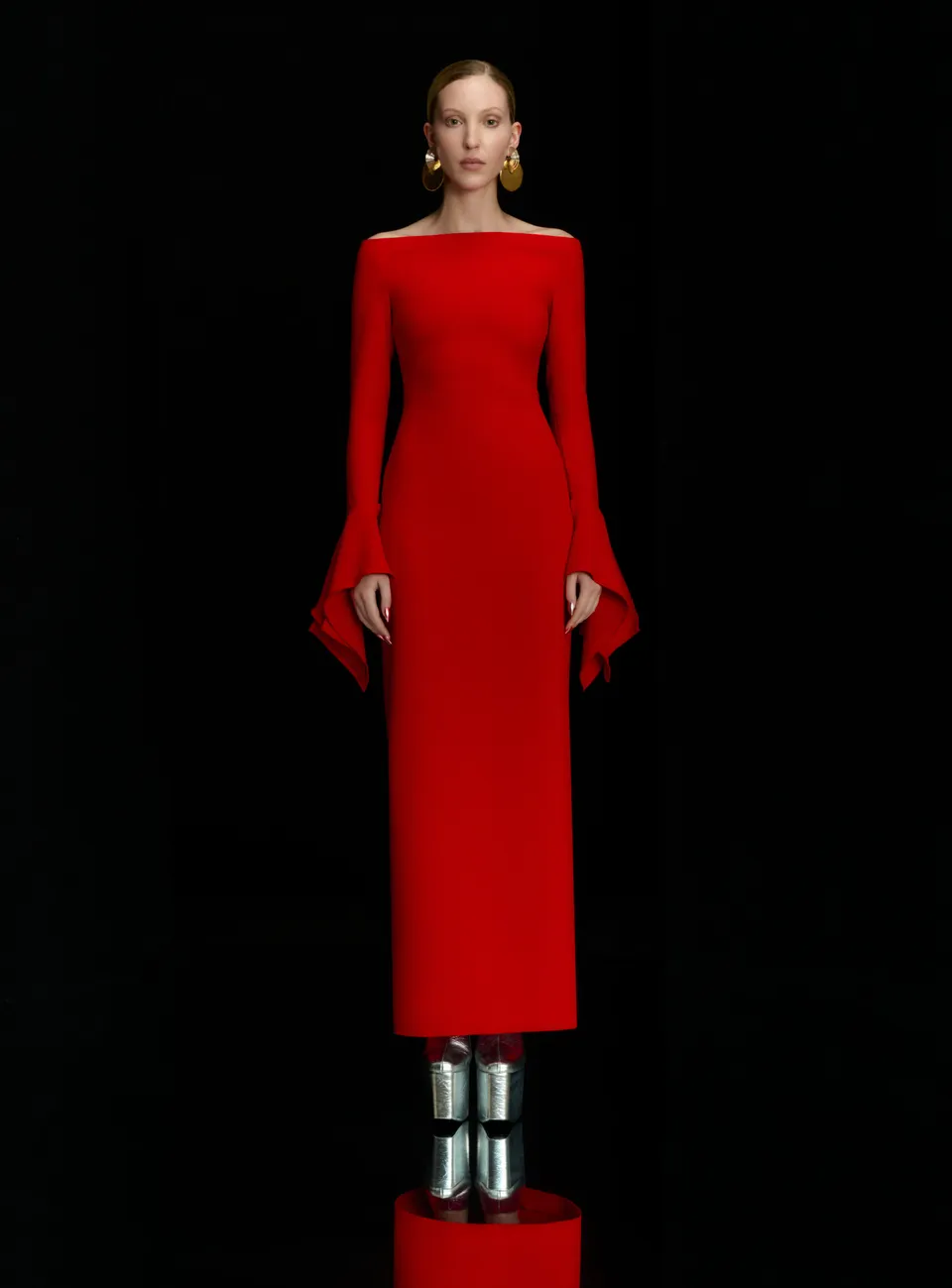 Solace London Amalie sukienka maxi czerwona odkryte ramiona