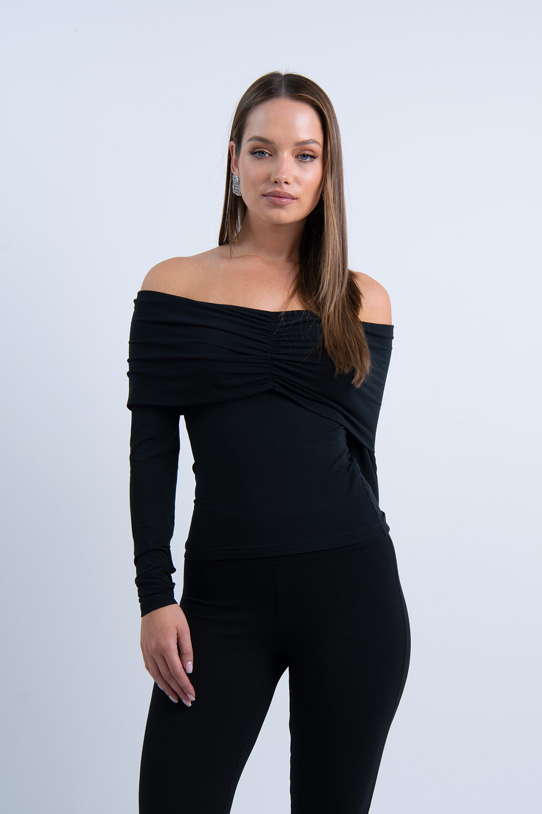 Nudyess Wish top Black modal odkryte ramiona