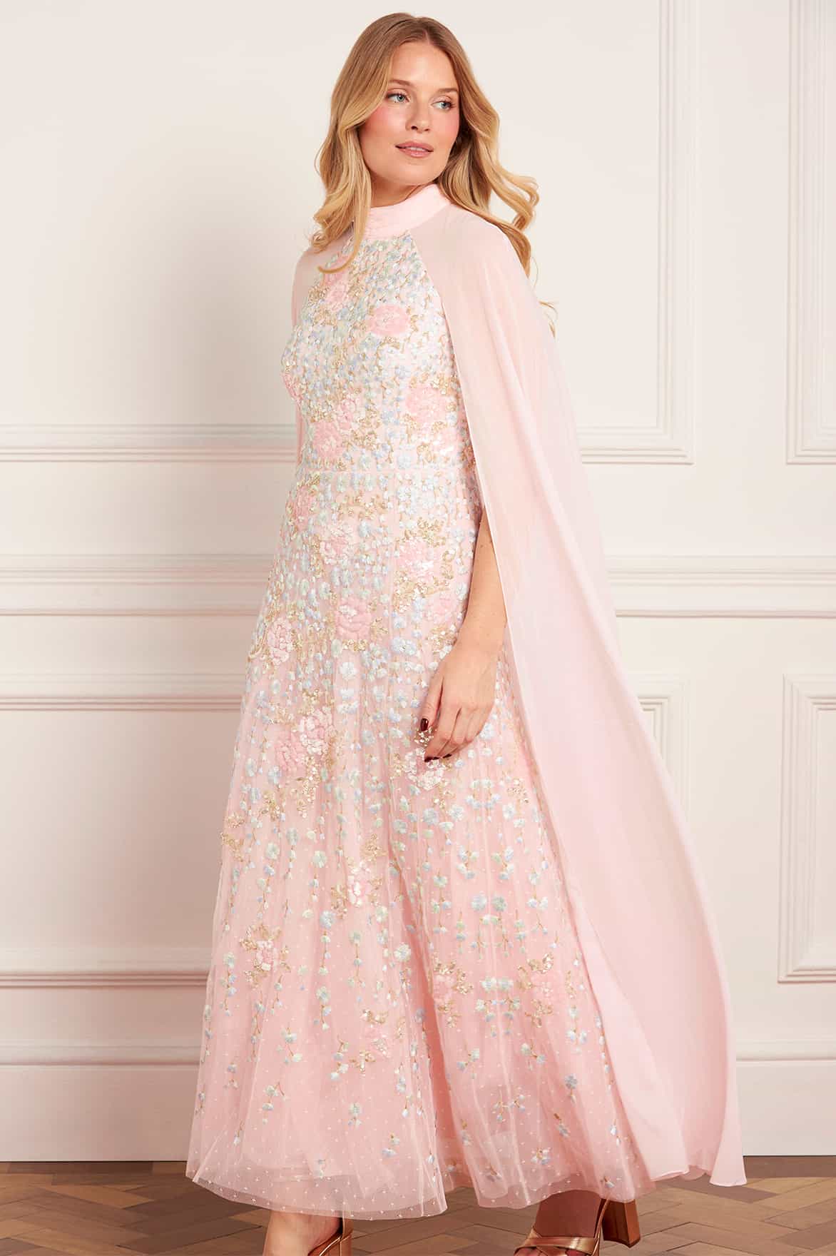 Needle & Thread Cressida Floral Cape sukienka midi pink haftowana