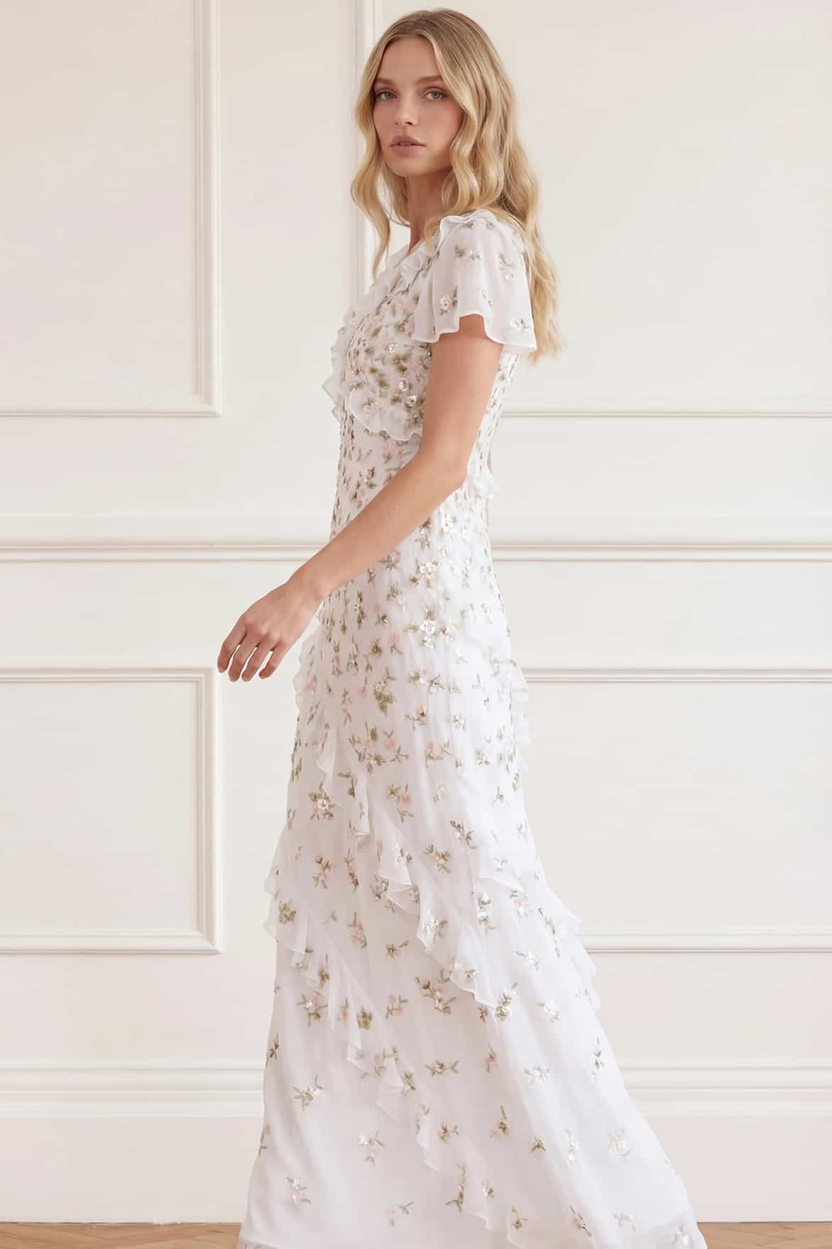 Needle & Thread Meadow Ditsy Georgette Gown sukienka biała haftowana