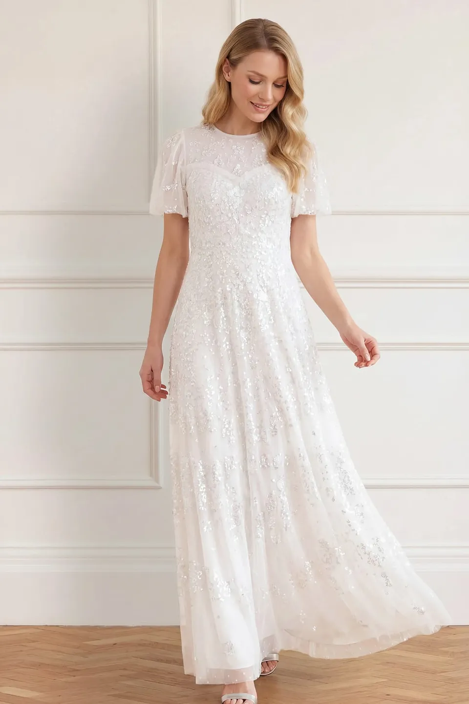 Needle & Thread Anais Sequin Short Sleeve Gown suknia biała