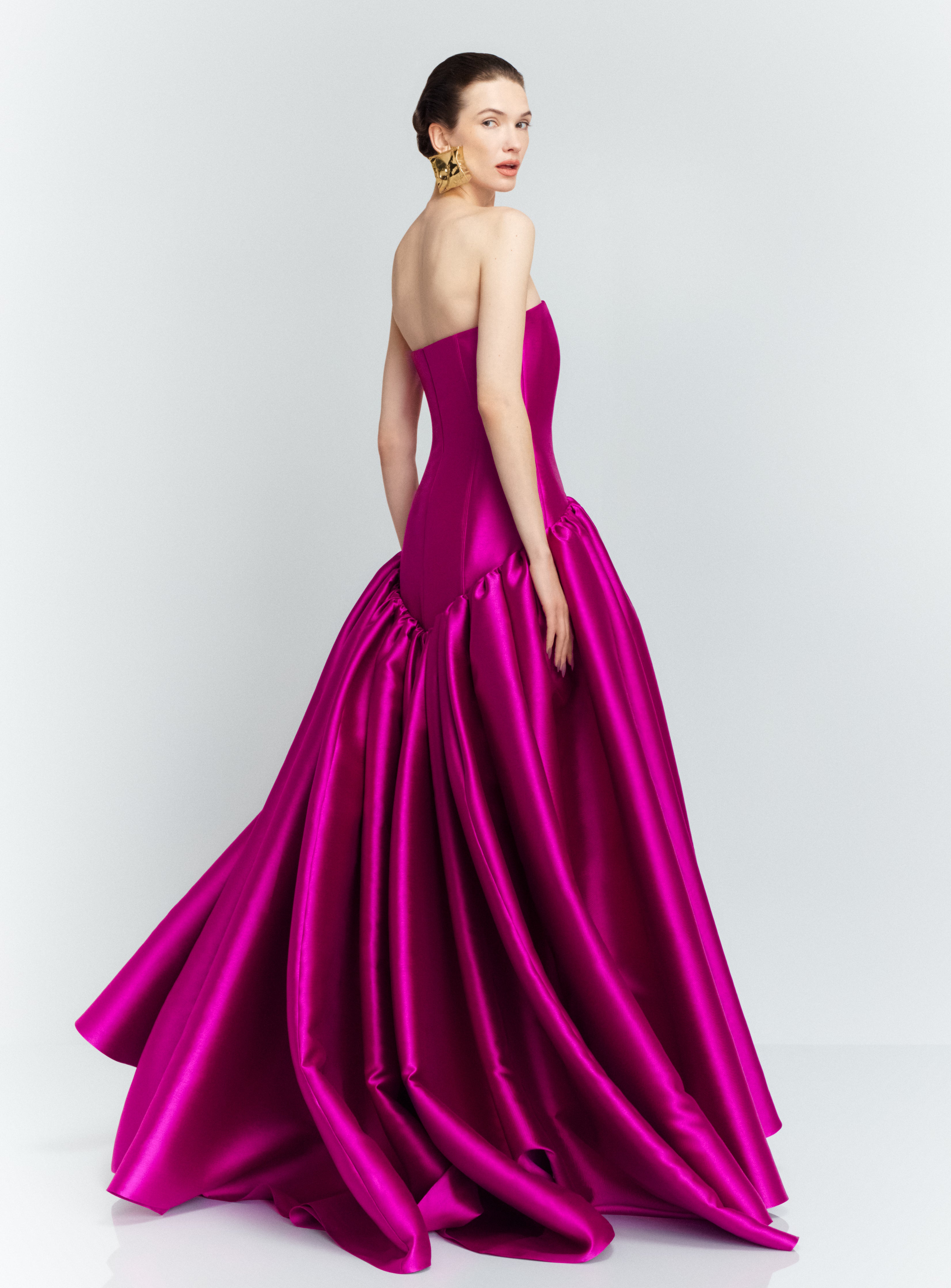 Solace London Cassias sukienka wieczorowa maxi fuksja