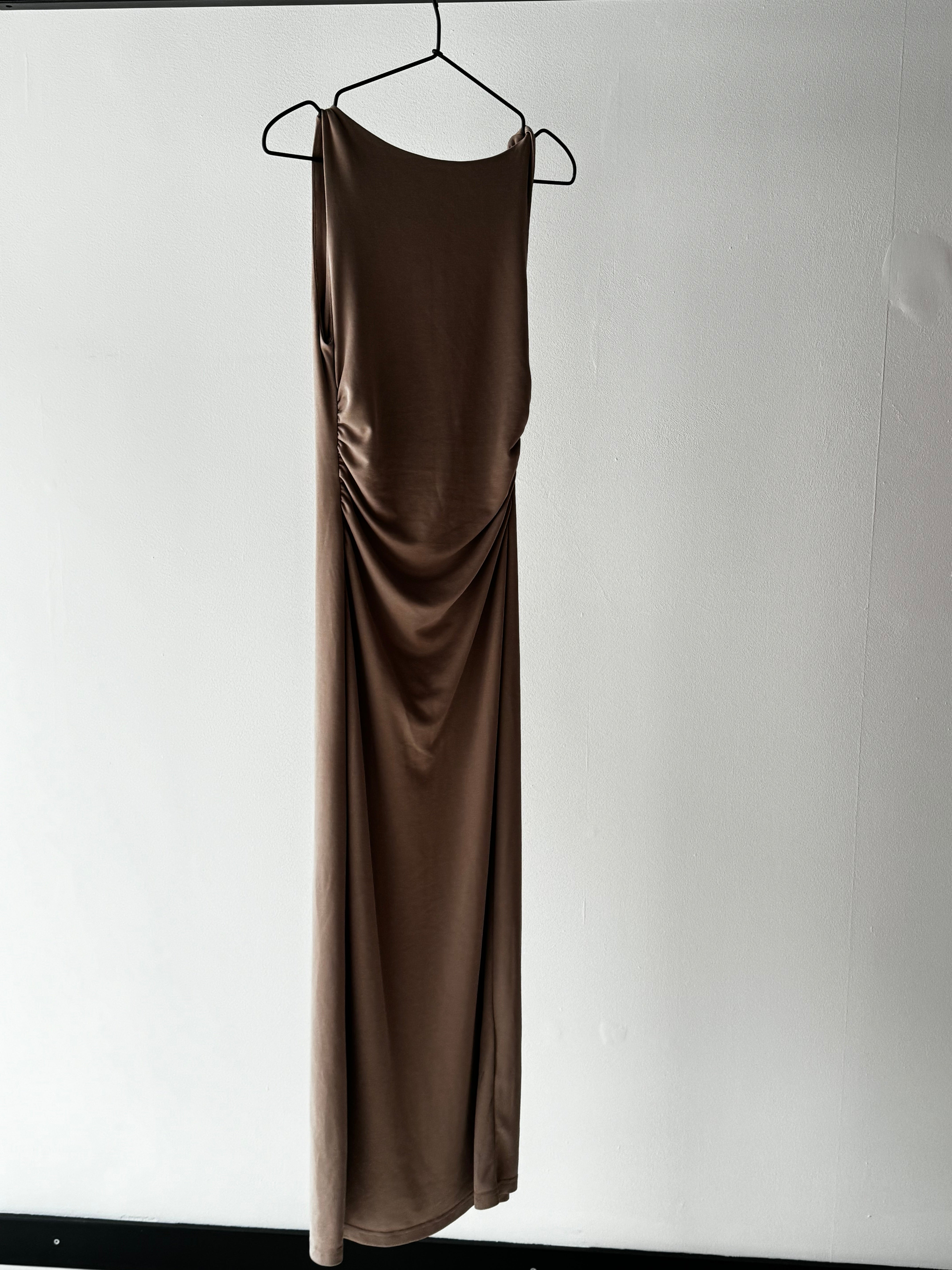 Nudyess Almond w633 sukienka midi beżowa cupro