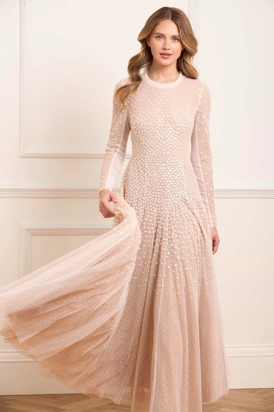 Needle & Thread Sequin Cascade sukienka kremowa cekiny maxi