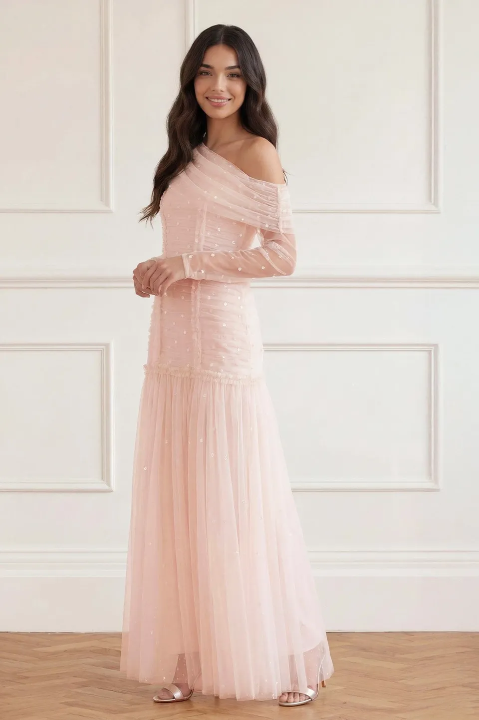 Needle & Thread Gigi Dot Rouched Gown suknia różowa