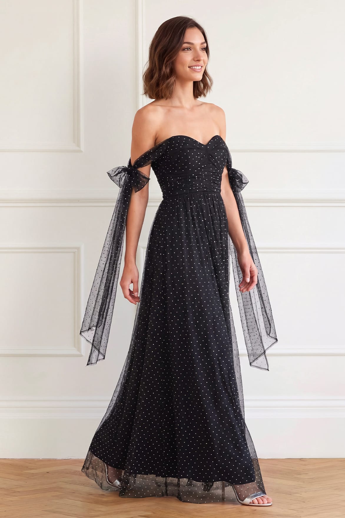 Needle & Thread Amaya Shimmer Gown sukienka czarna z kryształami