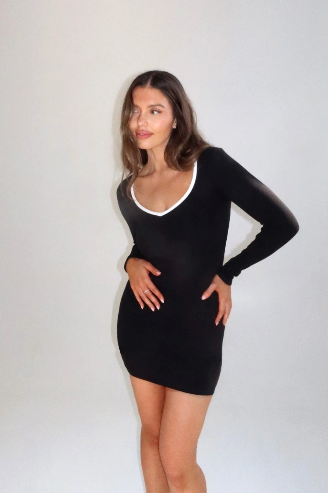 Nudyess Loren Oreo sukienka mini Black prążkowana