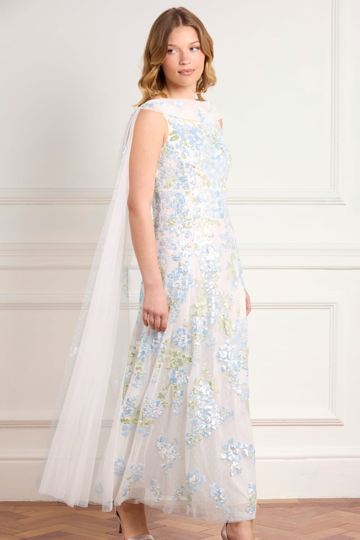 Needle & Thread Wisteria Sequin Ankle Gown suknia biała cekinowa