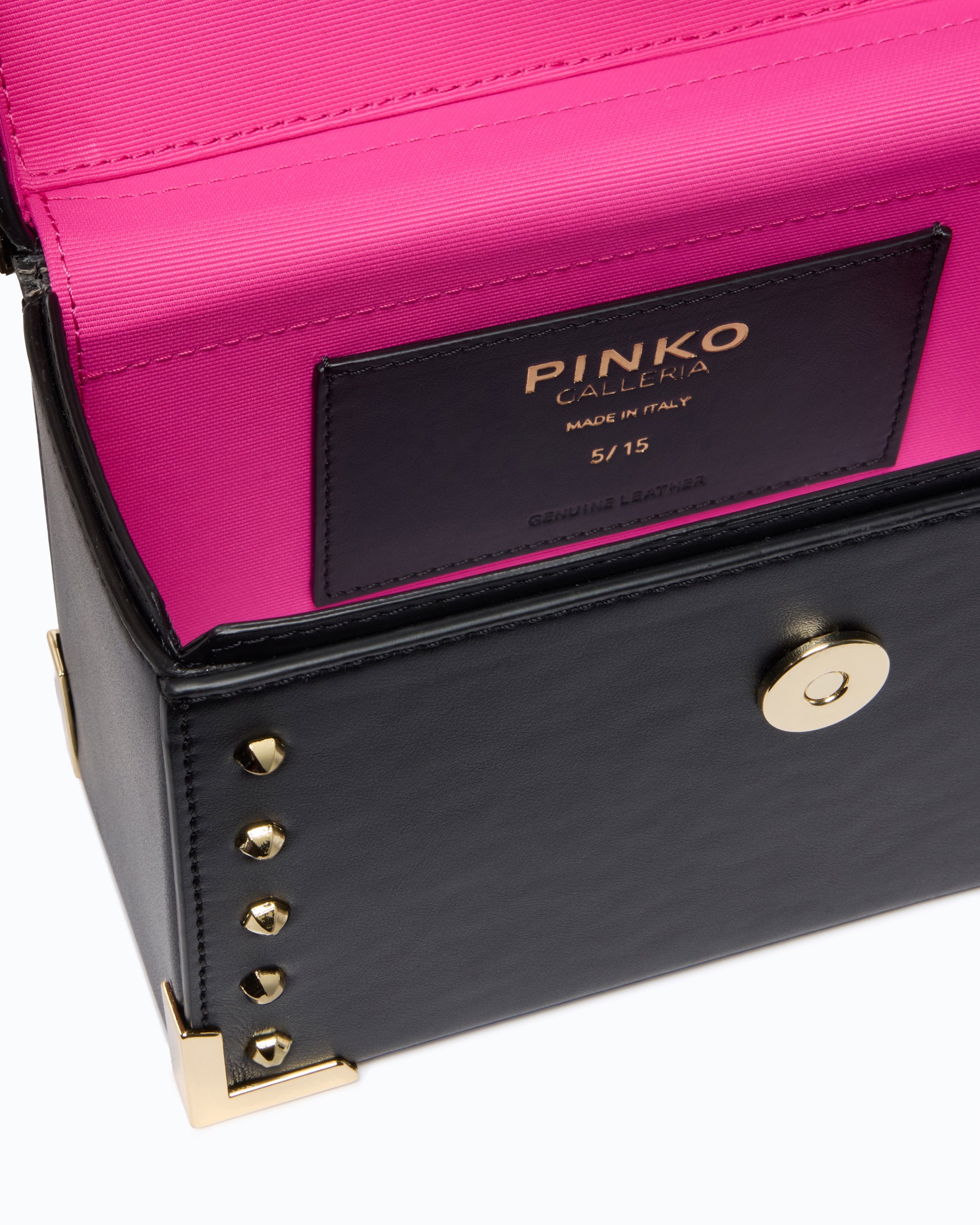 Pinko Galleria kosmetyczka skórzana czarna z ćwiekami