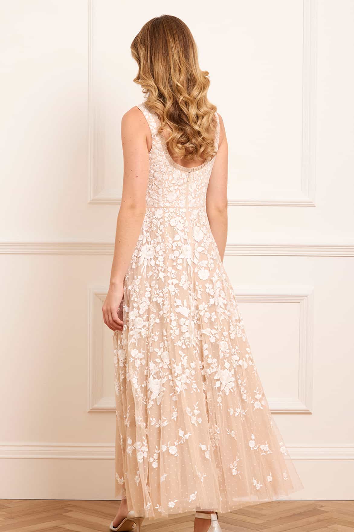 Needle & Thread Rosa Scoop Neck Ankle Gown sukienka beżowa