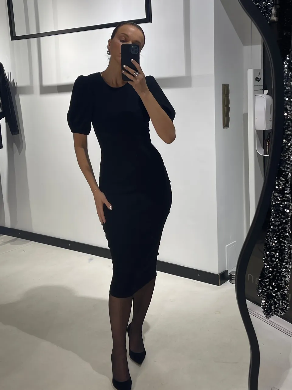 Nudyess Susan sukienka midi bufki Black