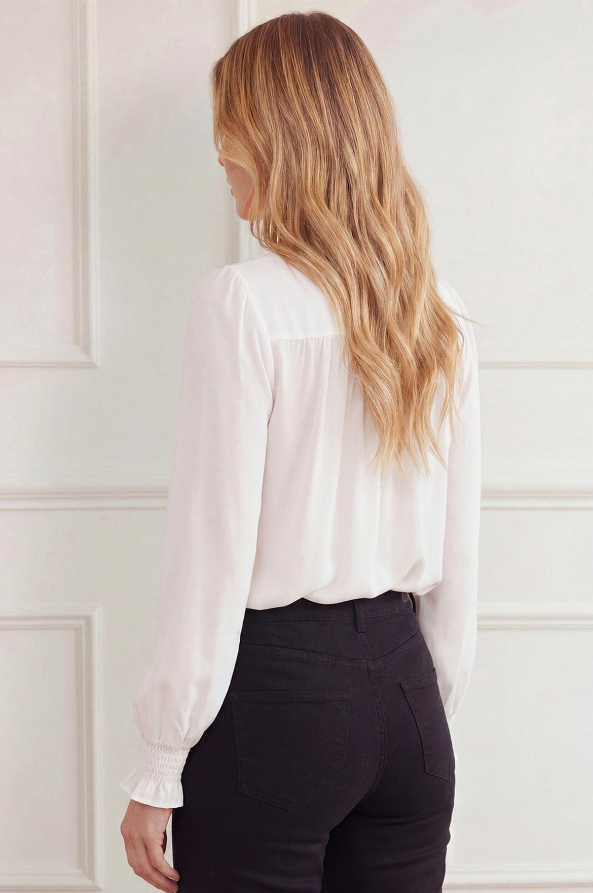 Needle & Thread Pussy Bow Blouse bluzka biała jedwabna