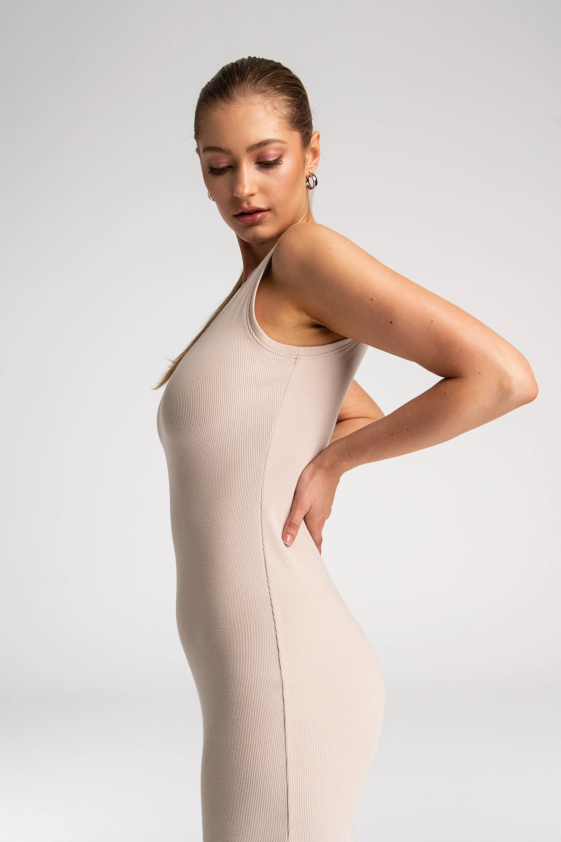 Nudyess Provance sukienka midi Light Beige basic