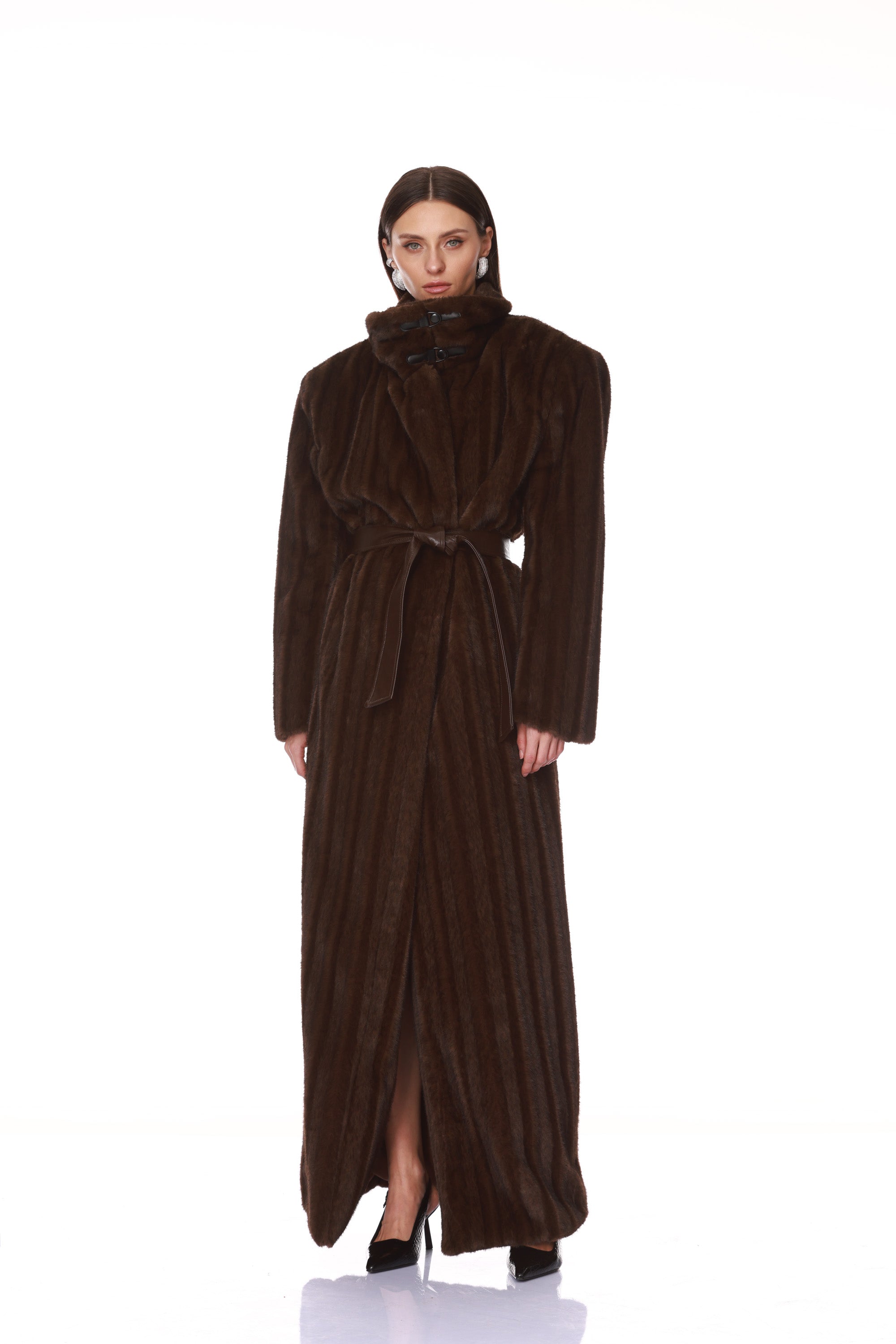 Bronx and Banco Faux Fur płaszcz futro dark brown pasek