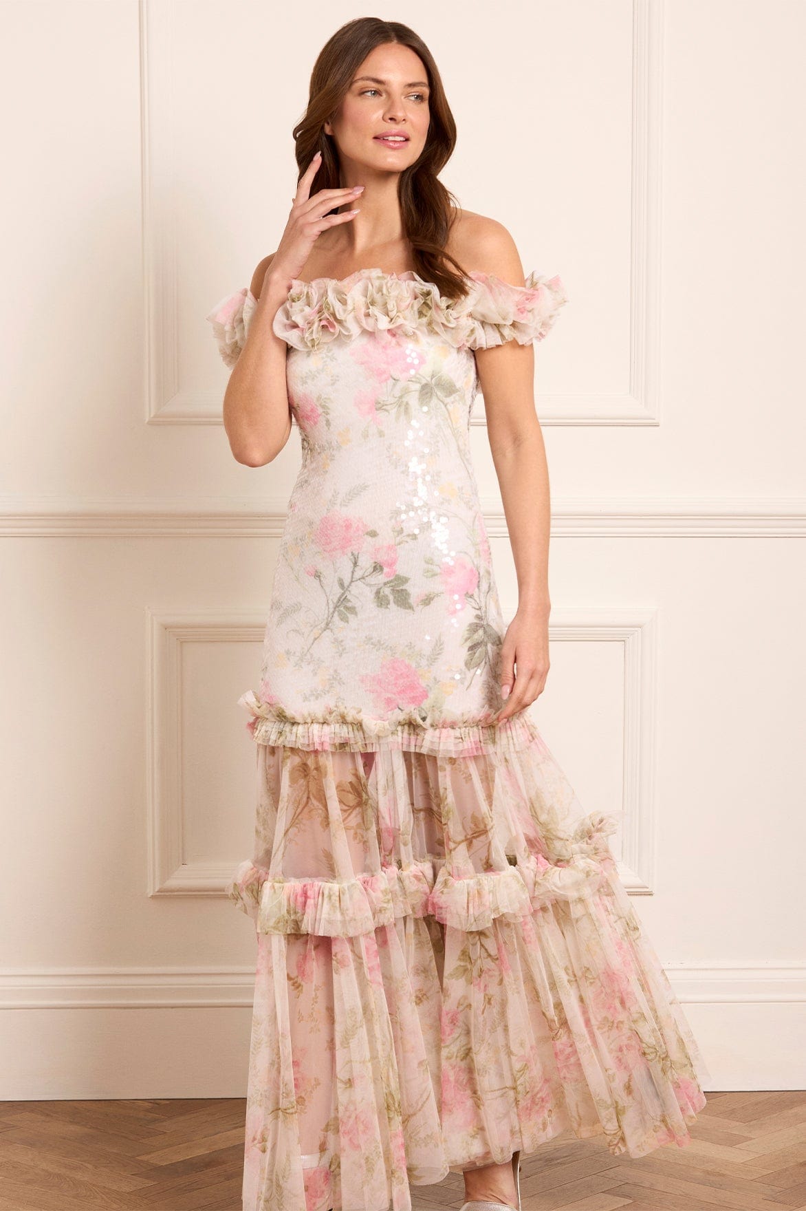 Needle & Thread Rose Tallulah Off-Shoulder sukienka maxi multi cekinowa