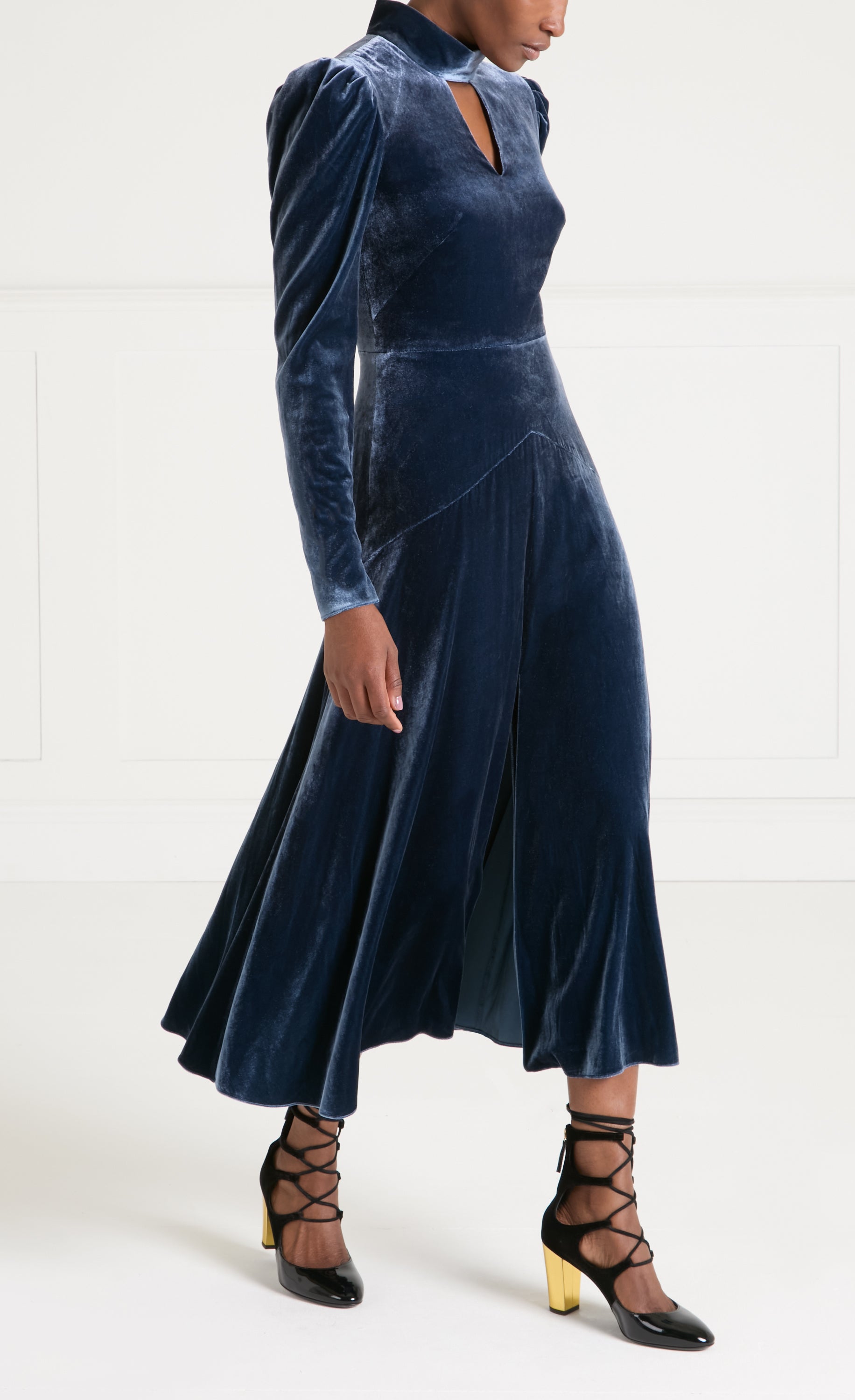Temperley London Clarice Split Dress sukienka niebieska welurowa