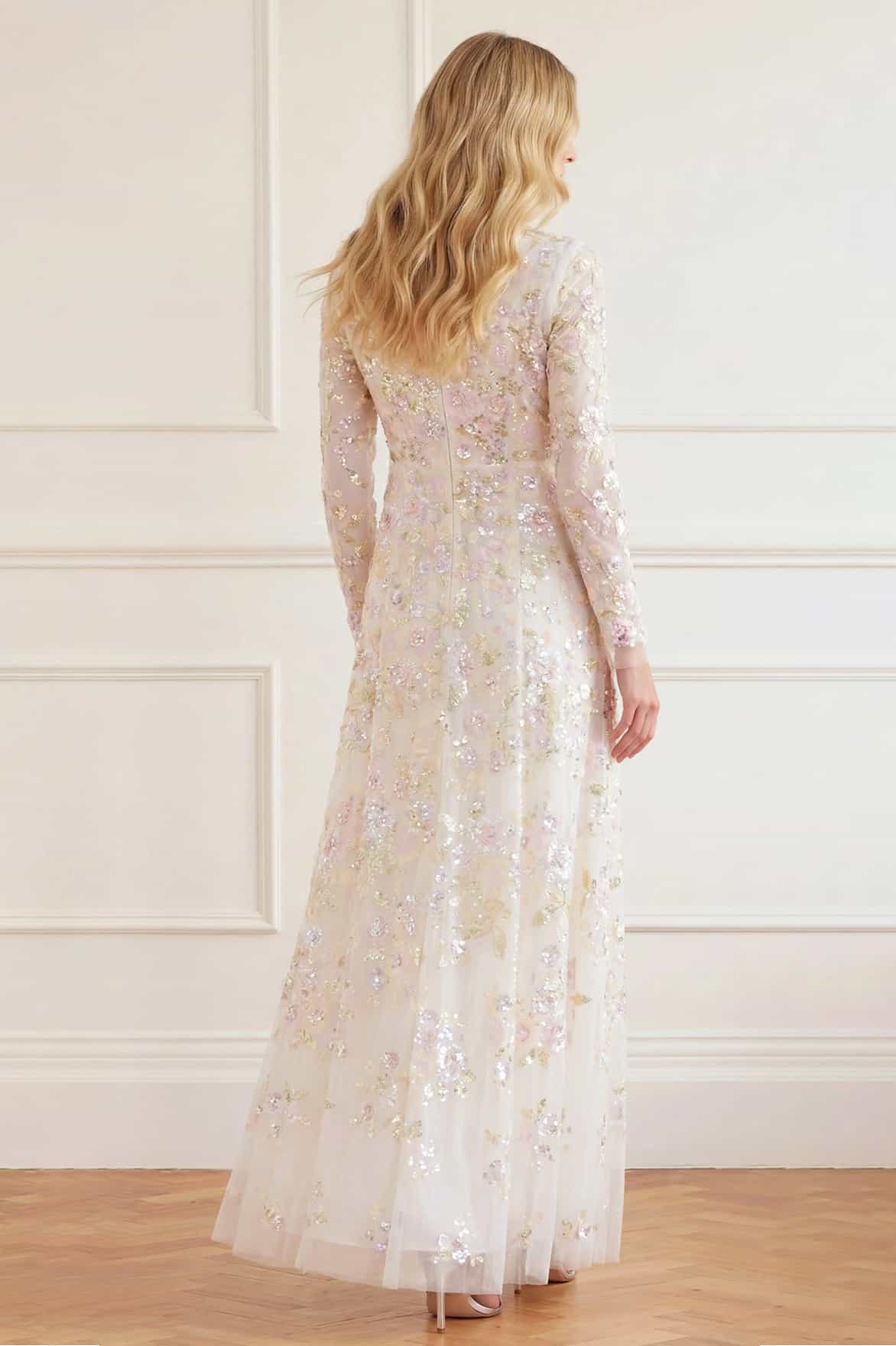 Needle & Thread Sequin Paradise V-Neck Gown suknia White