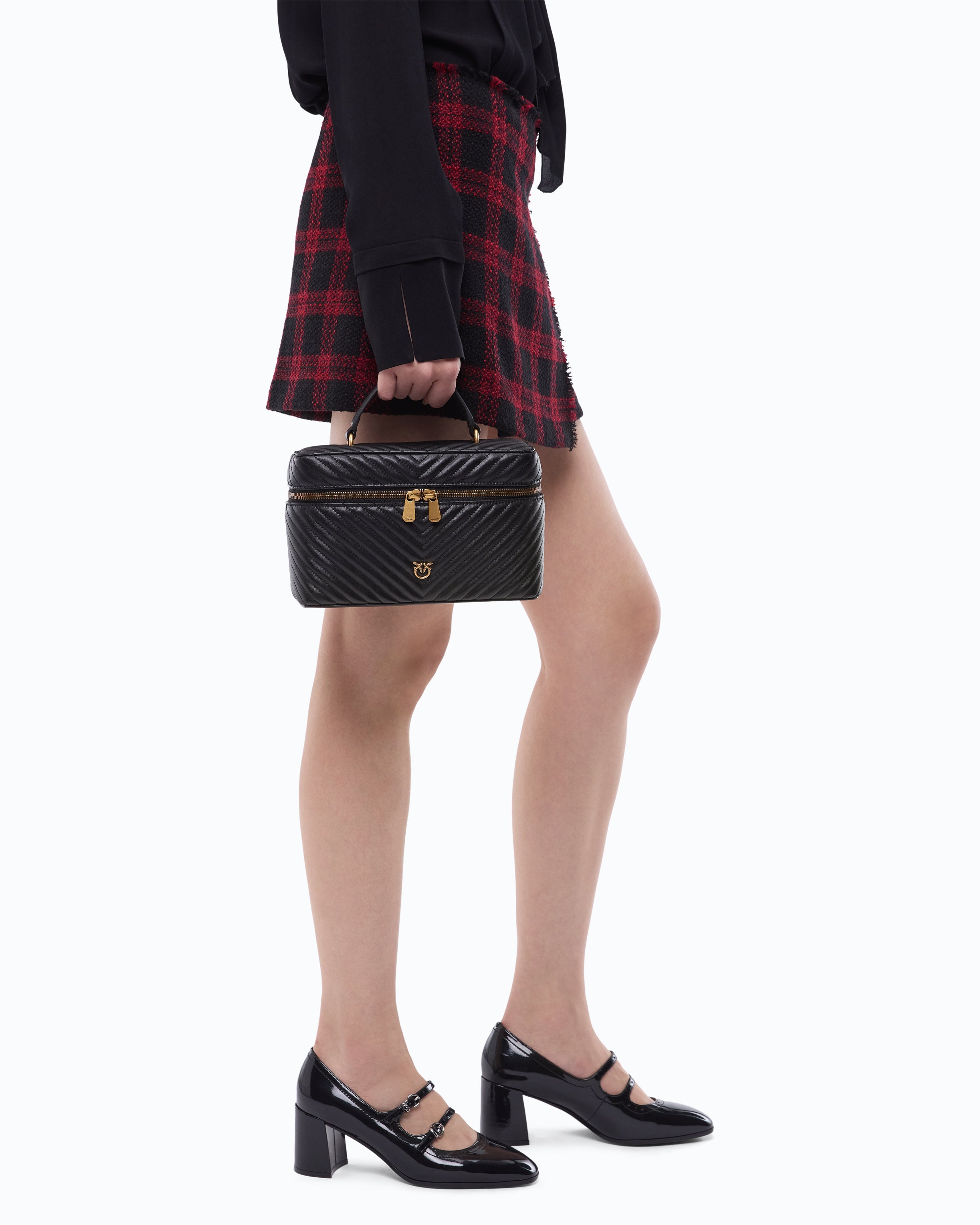 Pinko Vanity Case kosmetyczka skórzana czarna pikowana