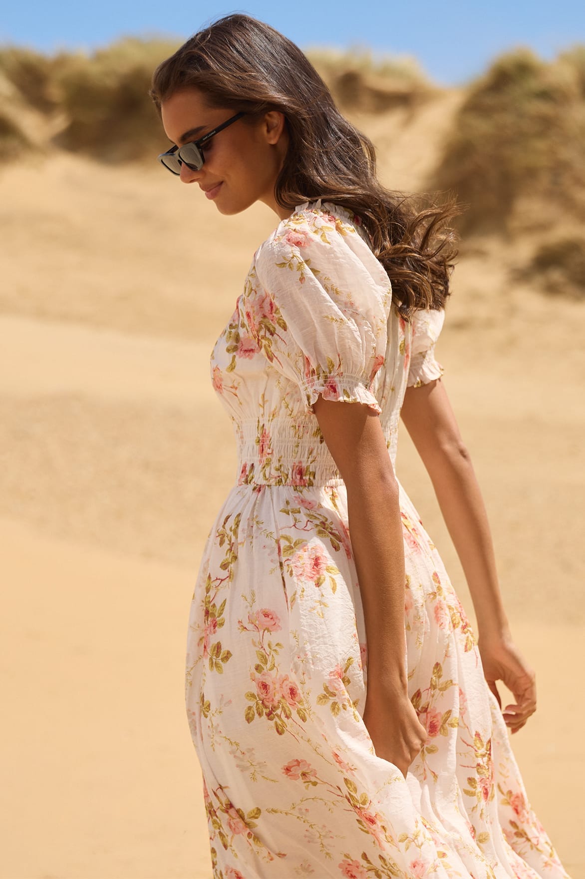 Needle & Thread Summer's Rose Ballerina sukienka biaoaa w kwiaty