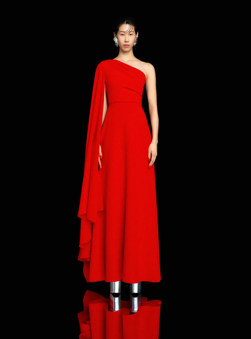 SOLACE LONDON Yazmin Maxi sukienka wieczorowa czerwona jedno ramię