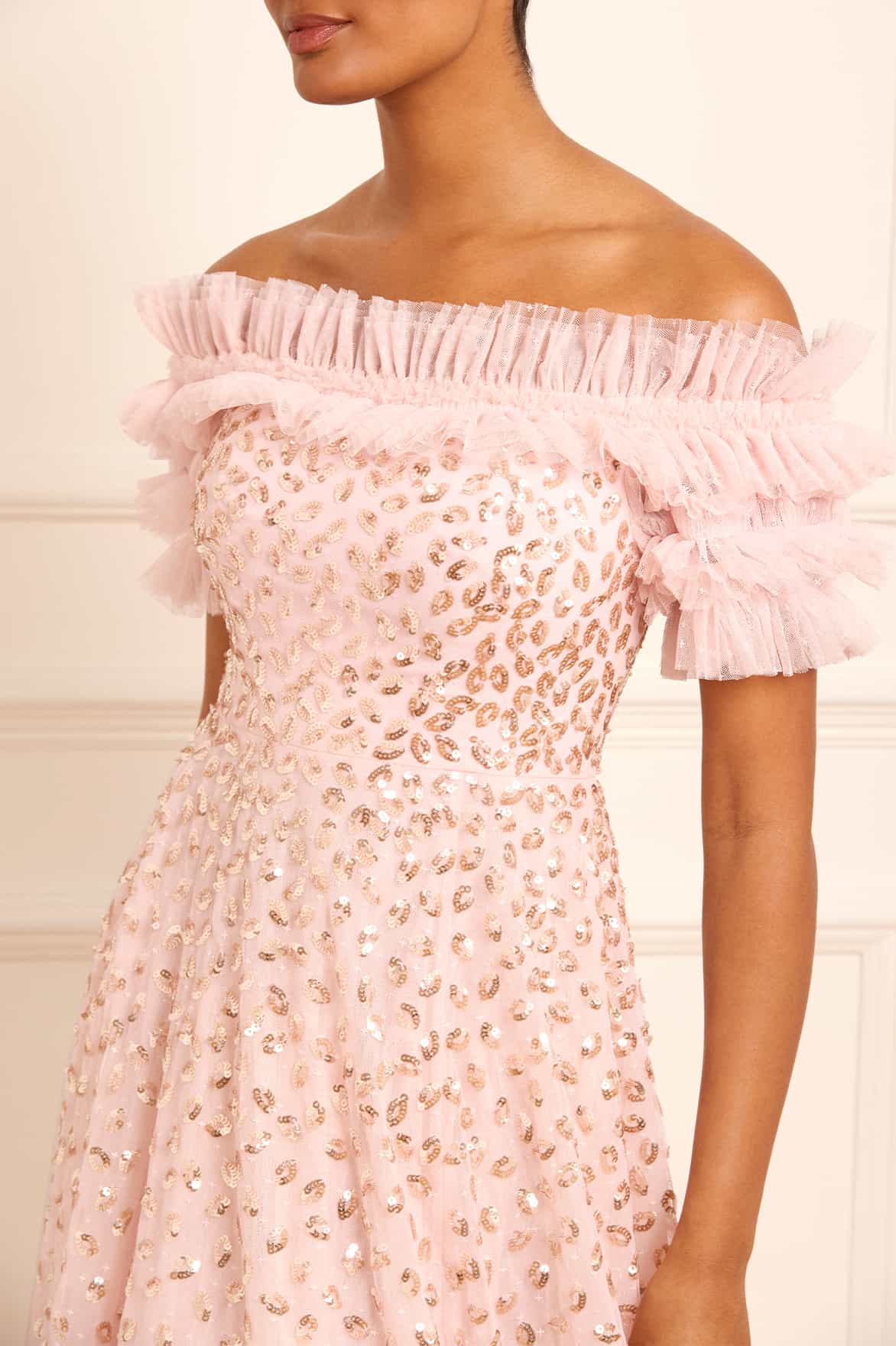 Needle & Thread Autumn Leaves Off-Shoulder Ballerina Dress różowa