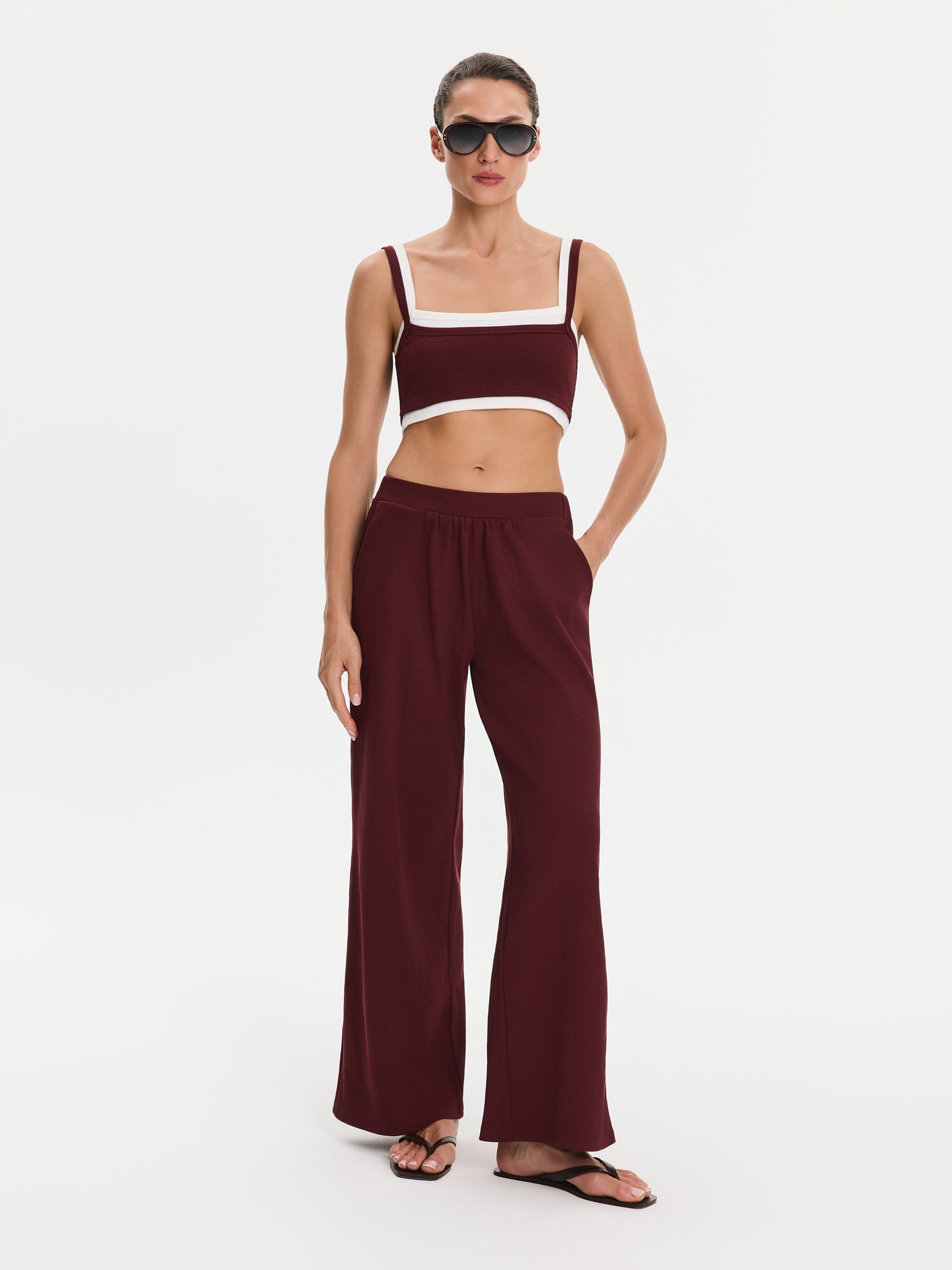 Nudyess Lisa top Burgund crop na ramiączkach