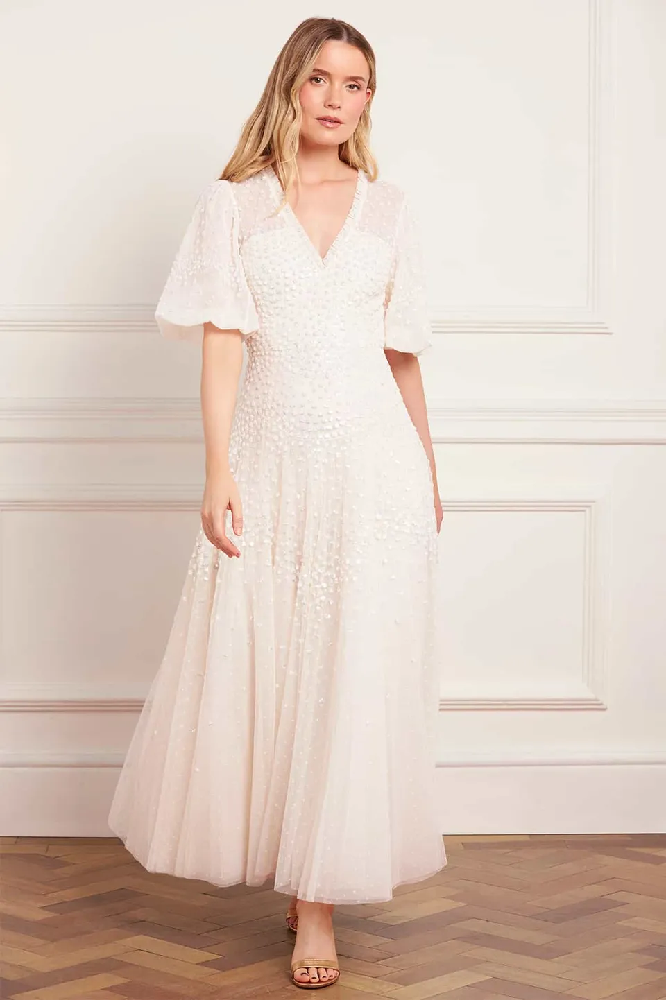 Needle & Thread Scallop Sequin V-Neck Ankle Gown suknia kremowa