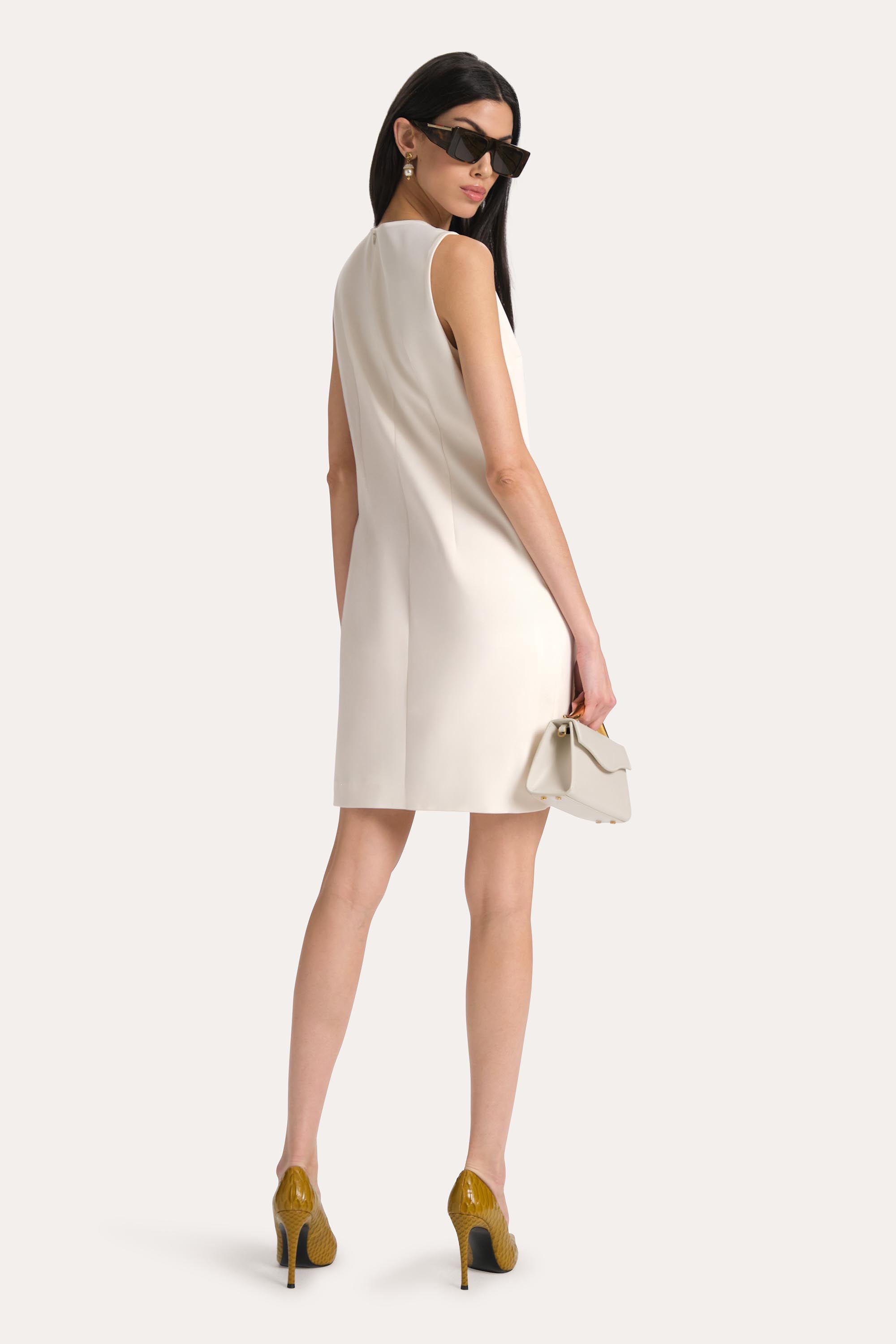 Elie Tahari Flower Shift sukienka Foam krepowa