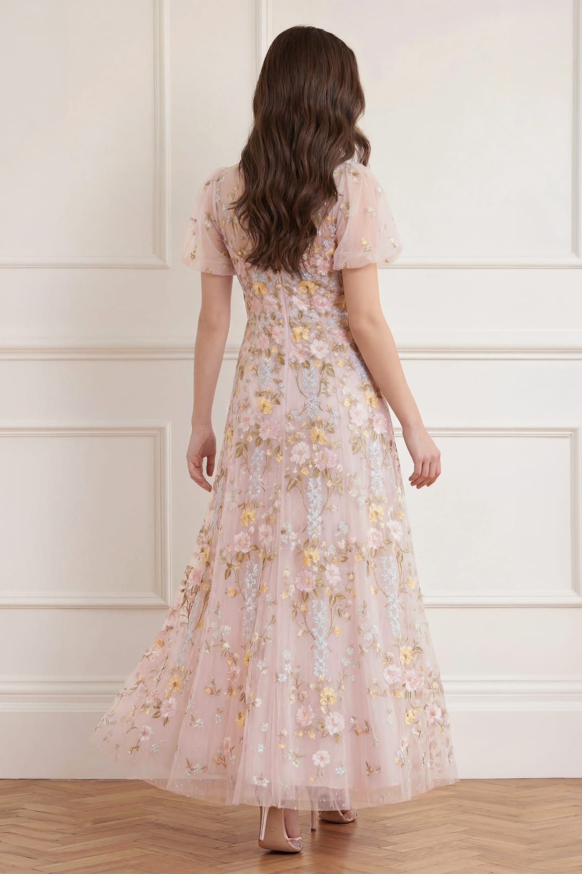 Needle & Thread Garden Rose Ankle Gown sukienka różowa haftowana