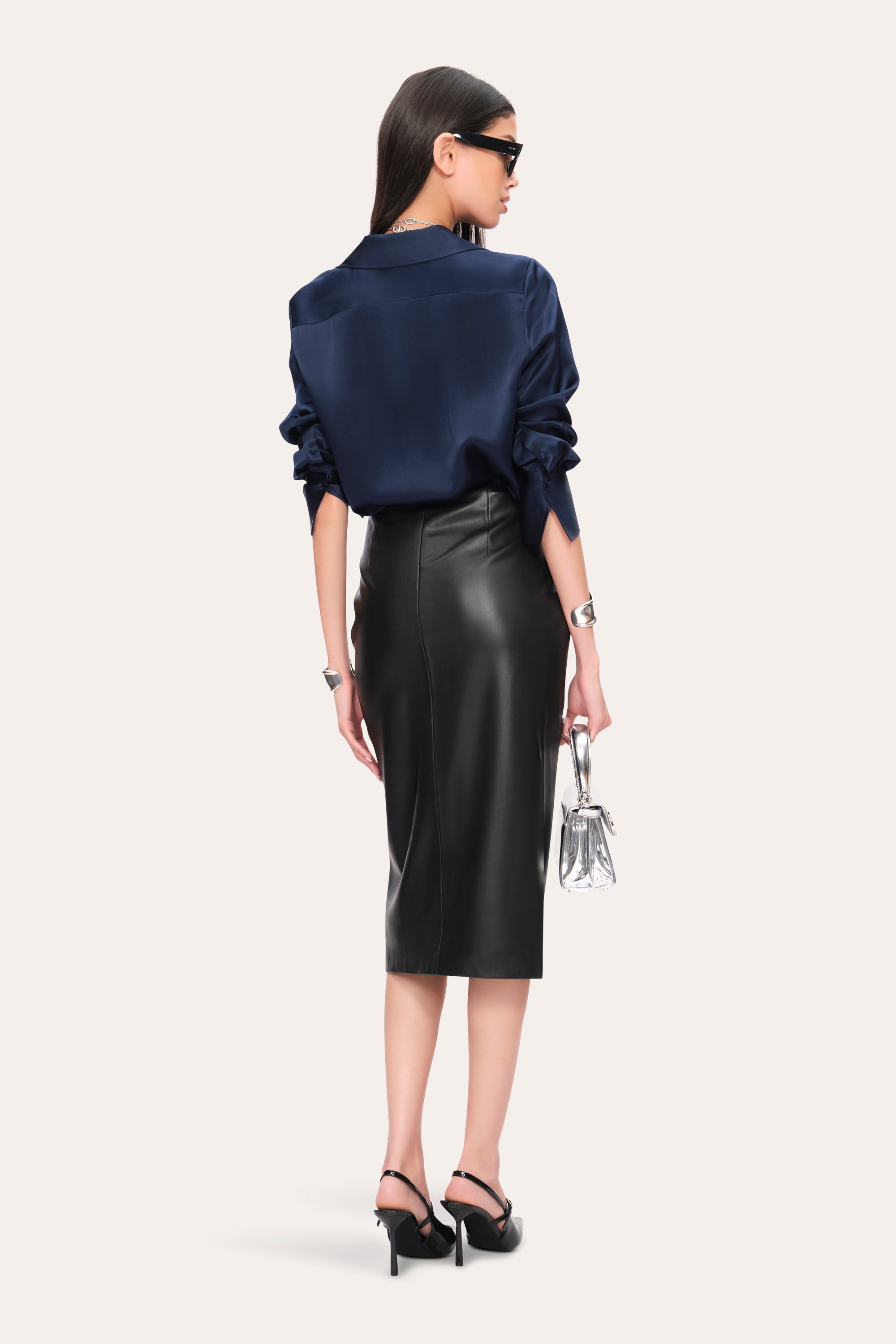 Elie Tahari Vegan Leather Twist spódnica midi czarna
