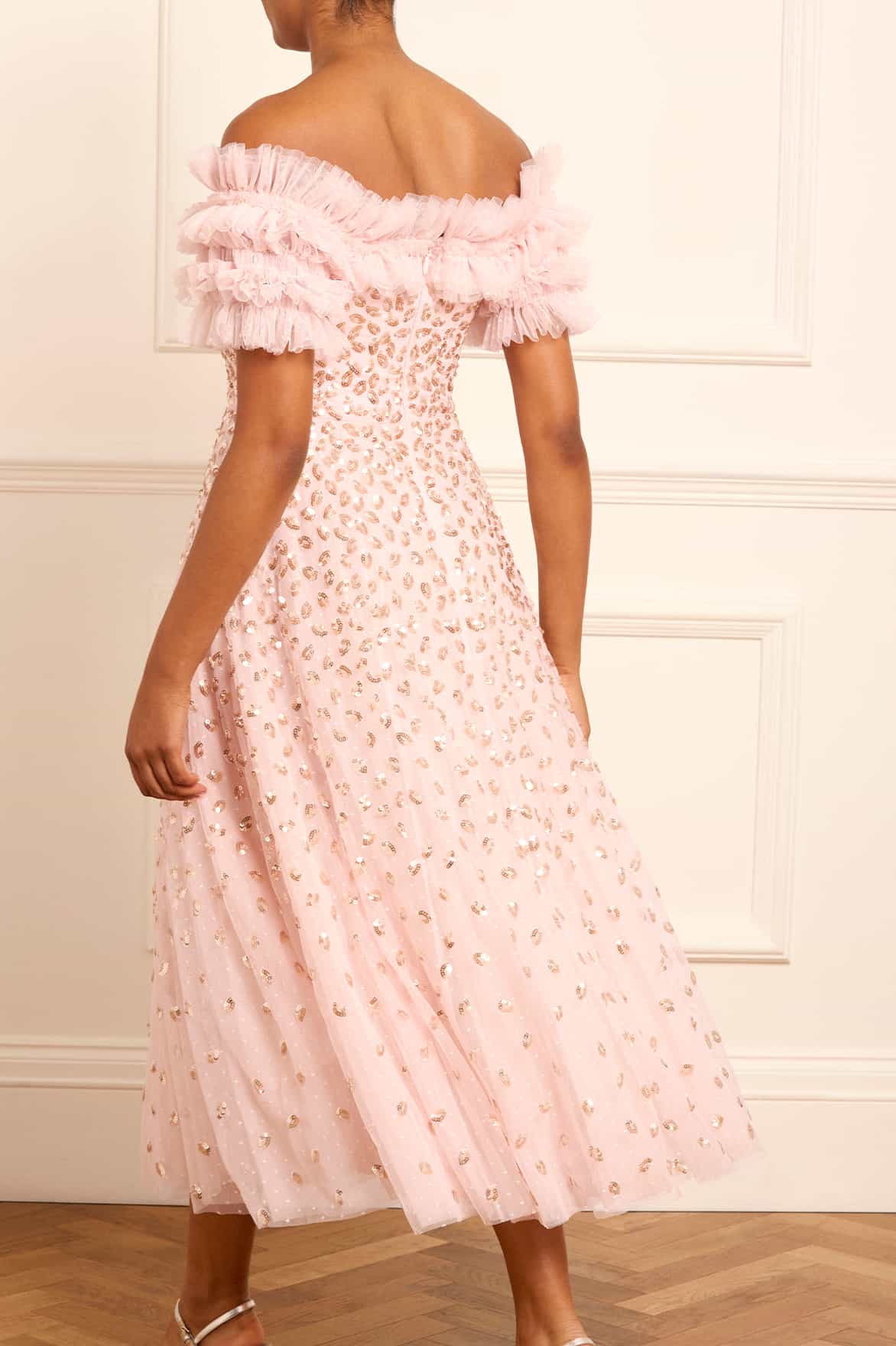 Needle & Thread Autumn Leaves Off-Shoulder Ballerina Dress różowa