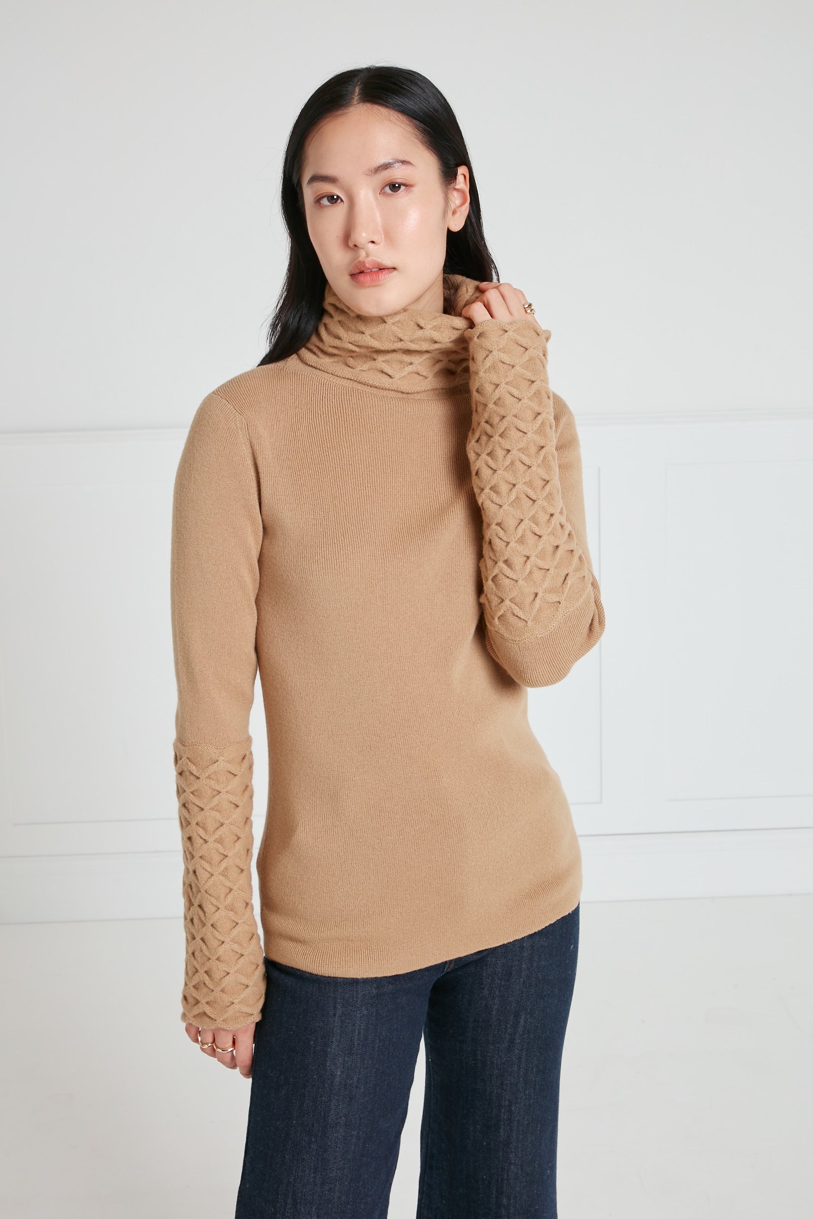 Temperley Honeycomb sweter Camel wełniany golf