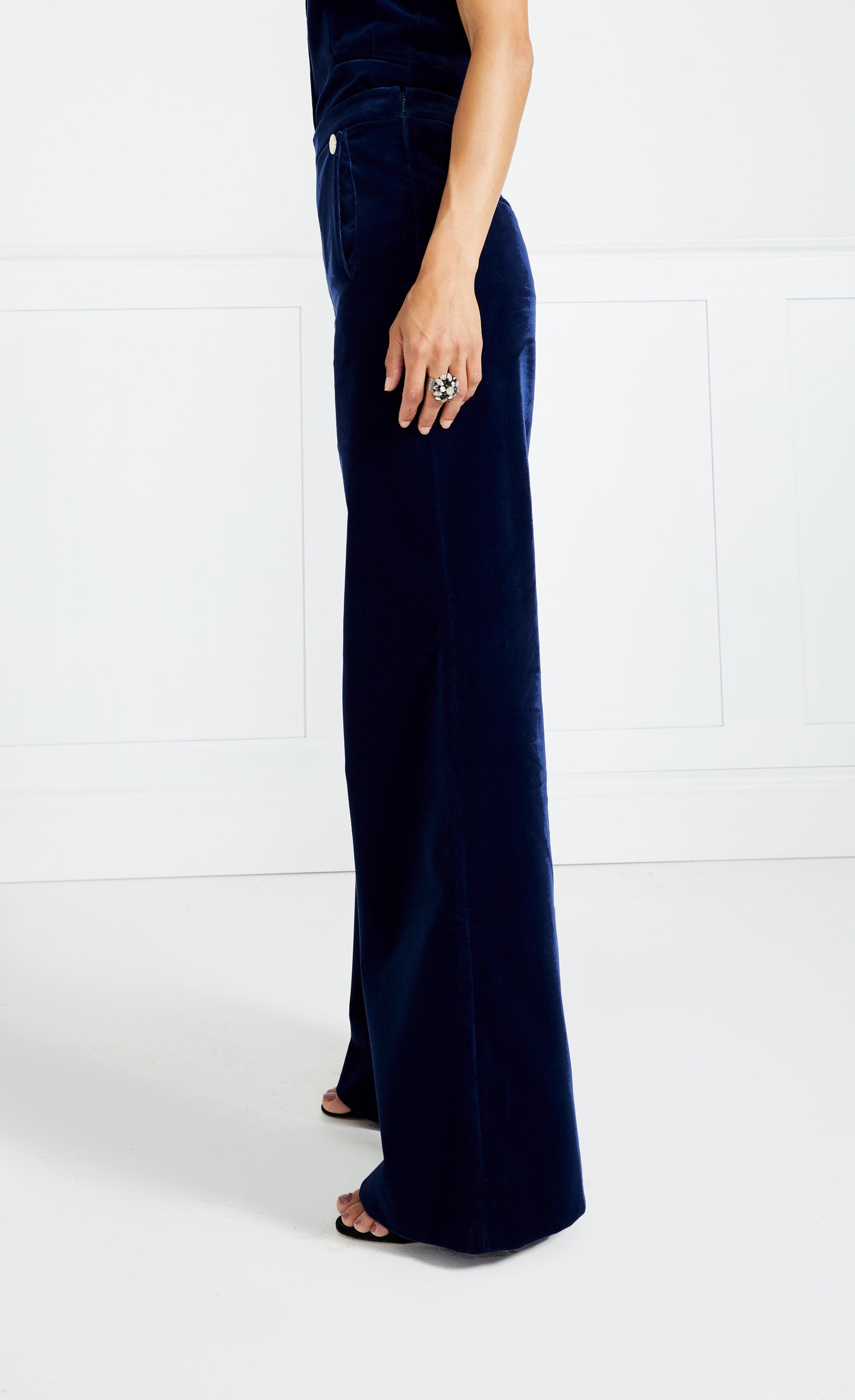 Temperley London Clove spodnie aksamitne granatowe