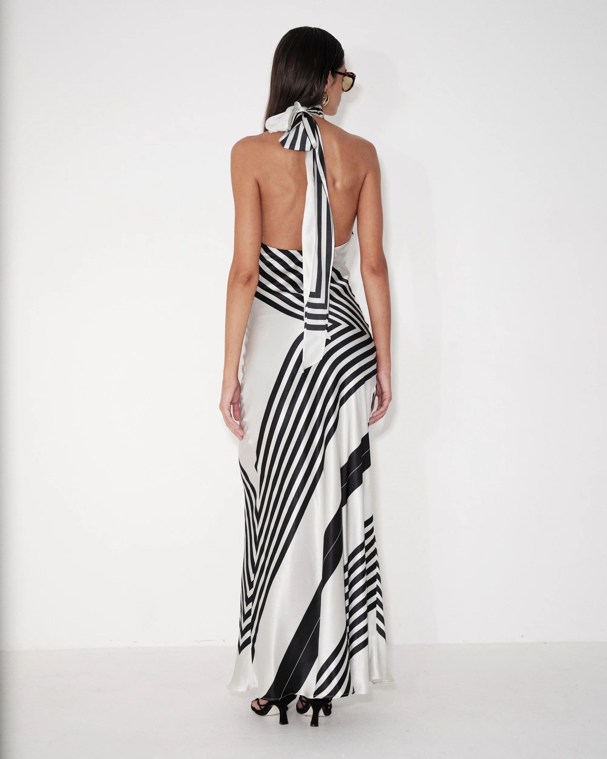 Delfi Collective Sonya sukienka paski maxi