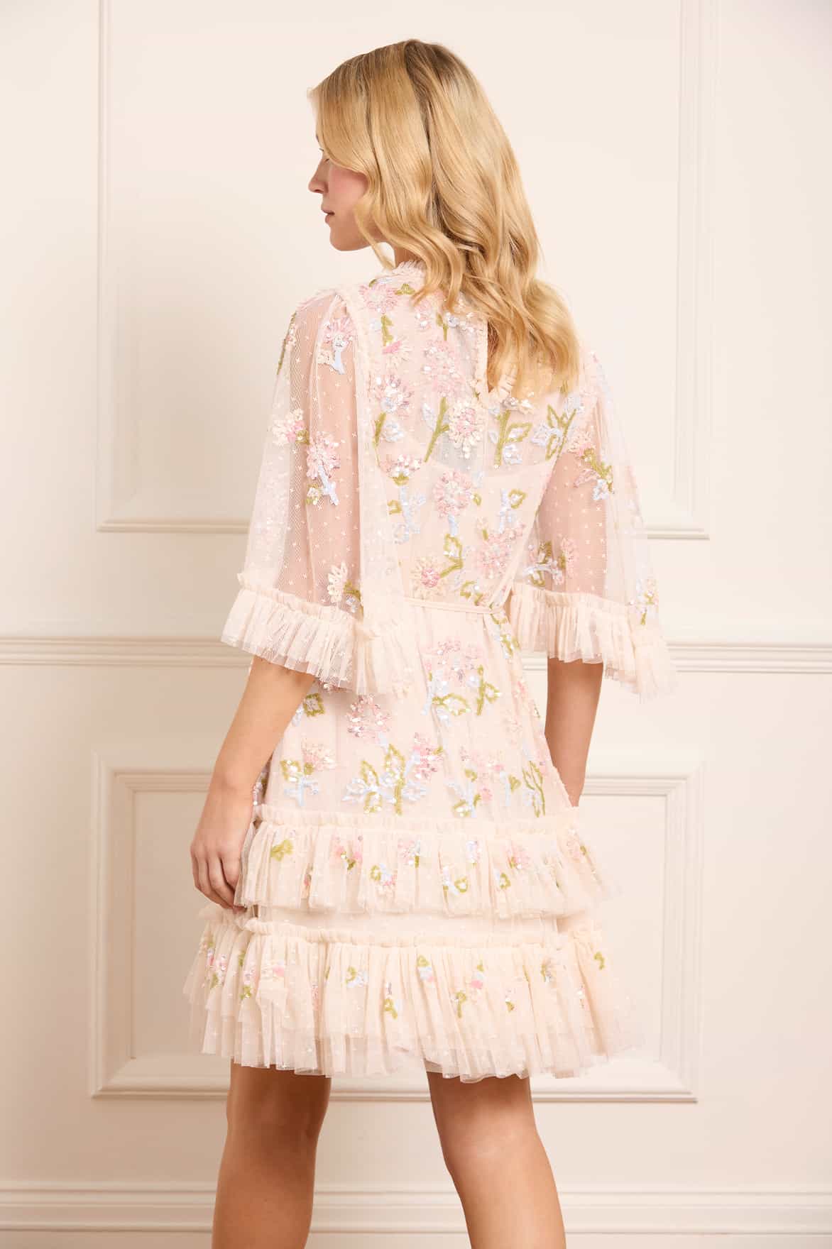 Needle & Thread Sequin Dandelion Gloss Mini sukienka Cream