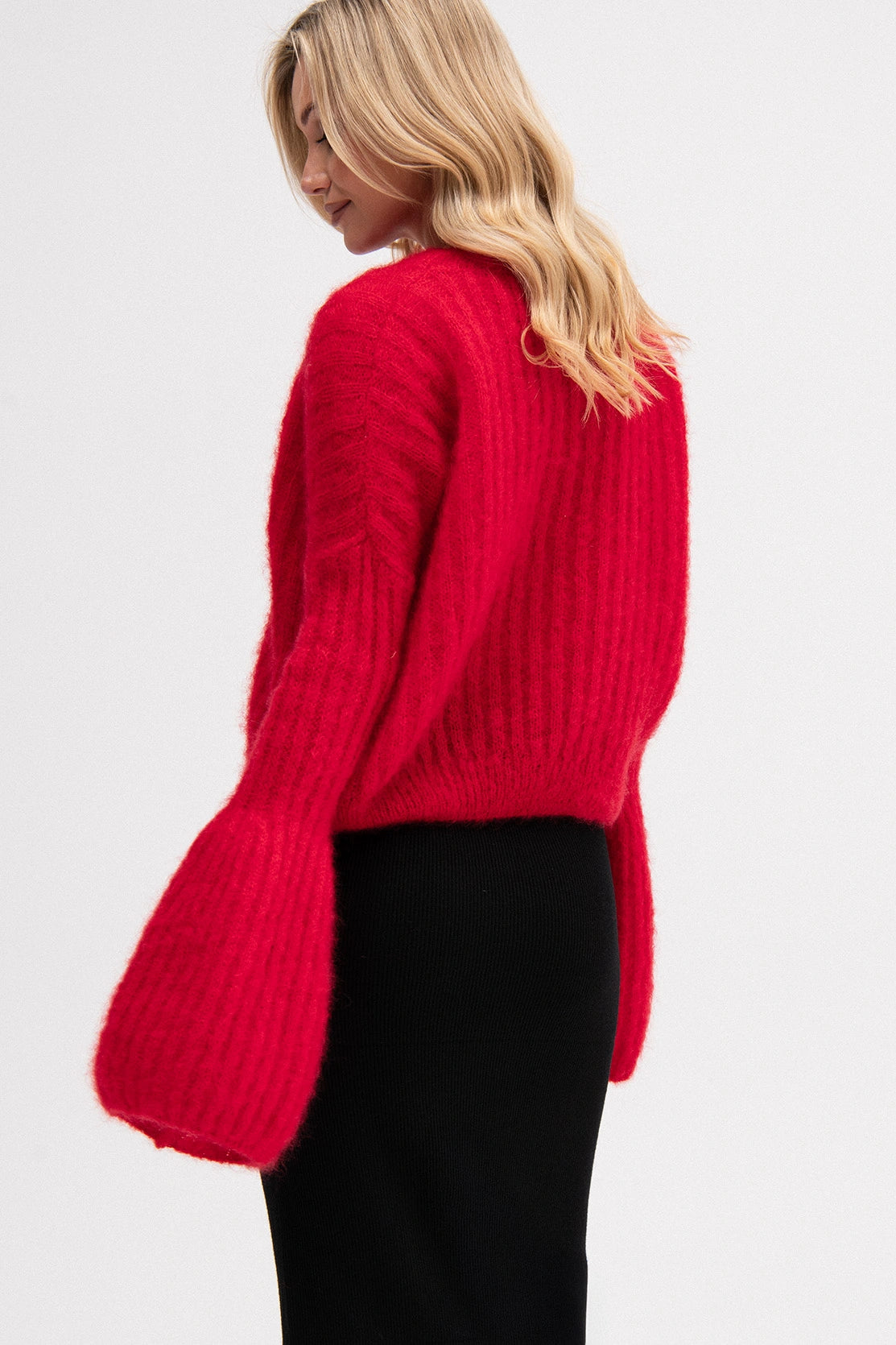 Nudyess River sweter Red moherowy bufki