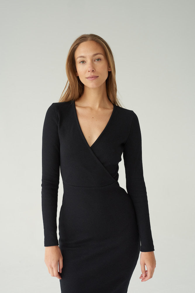 Nudyess Manhattan sukienka midi Black V