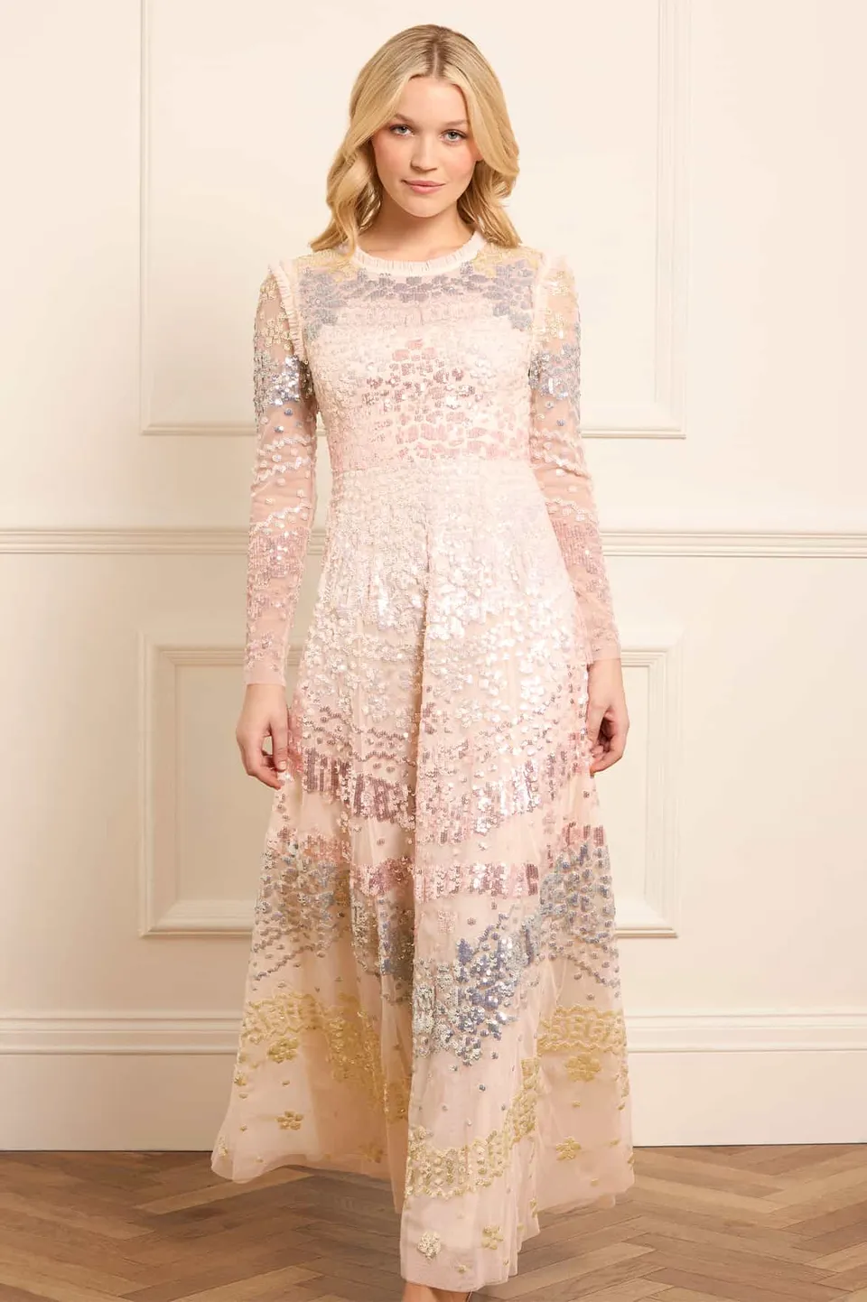 Needle & Thread Angeline Sequin Gown sukienka cekinowa Cream